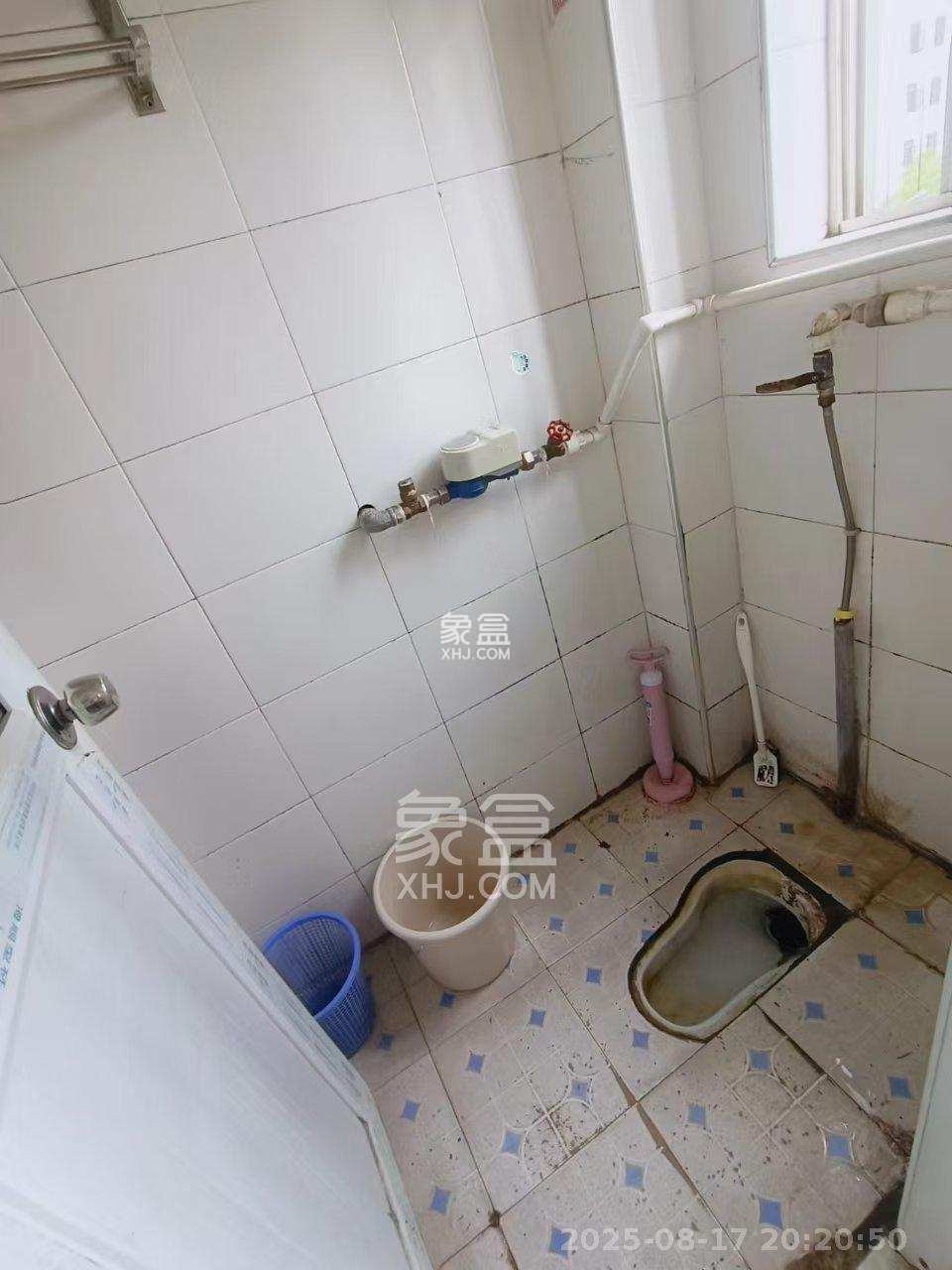 向韶村 2室1厅1卫 1600.0元/月 向韶村 2室1厅1卫 1600.0元/月室内图