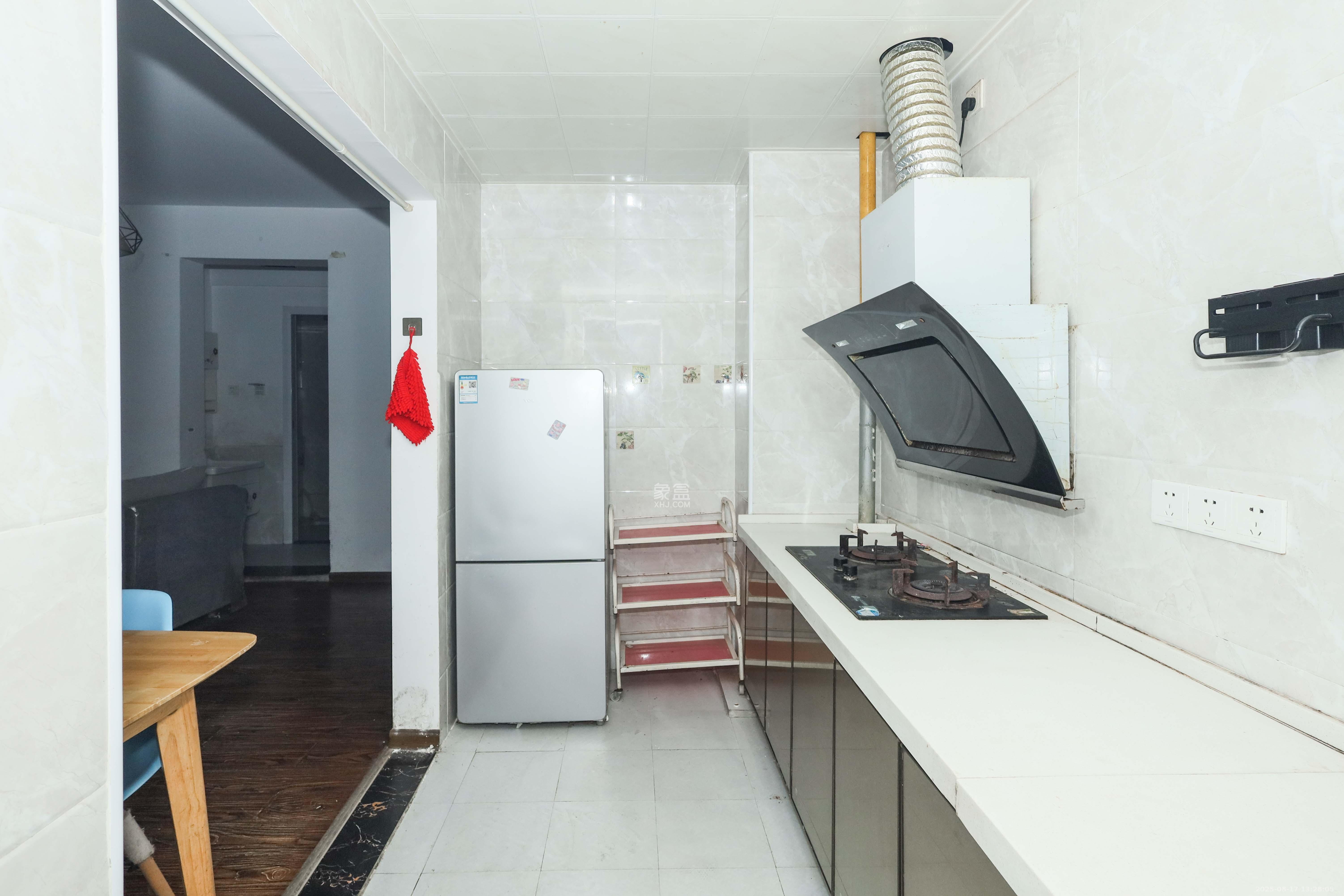 梅溪湖合能璞丽  3室2厅2卫    99.0万 梅溪湖合能璞丽  3室2厅2卫    99.0万厨房