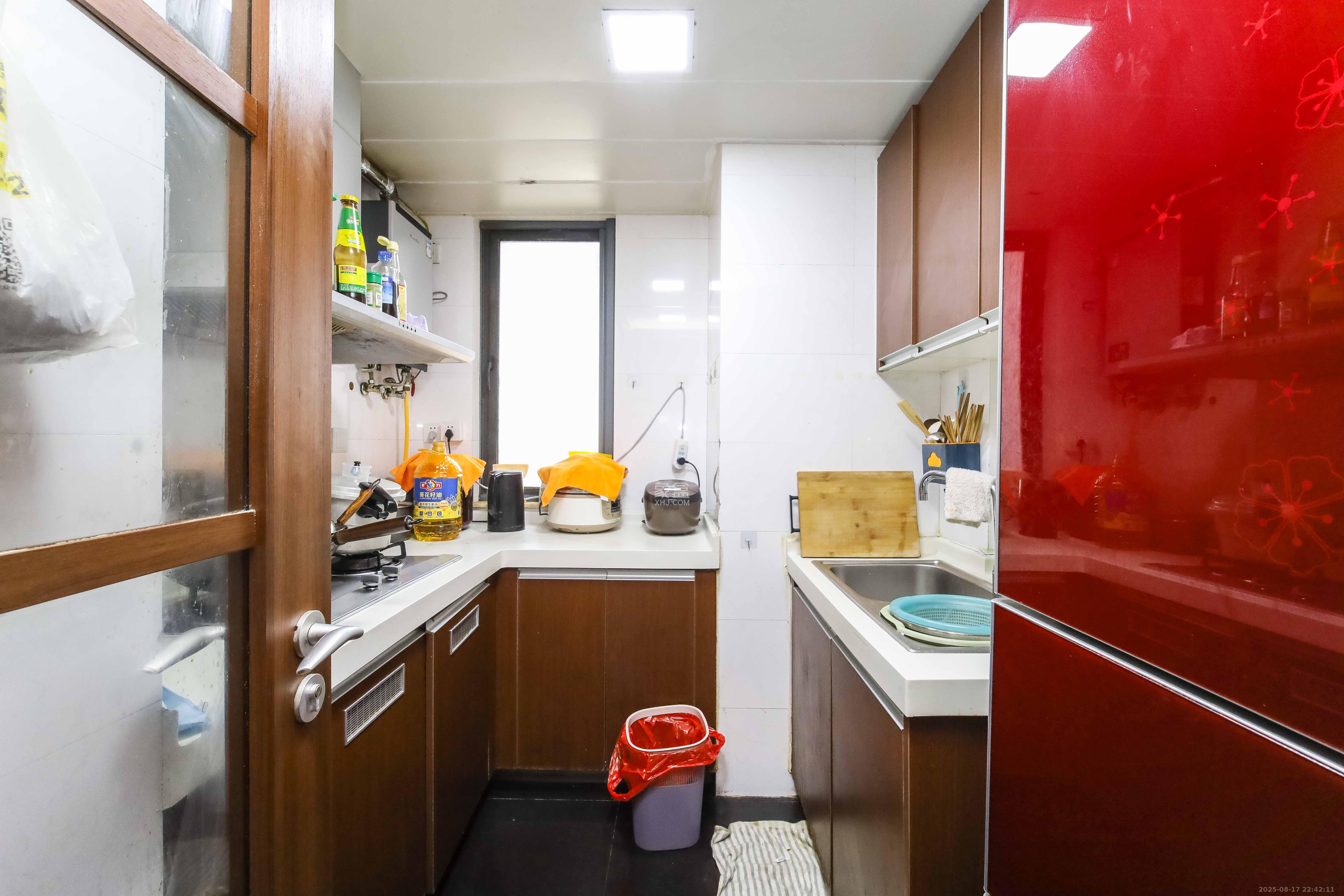 万科金域蓝湾  3室2厅1卫    85.0万 万科金域蓝湾  3室2厅1卫    85.0万厨房