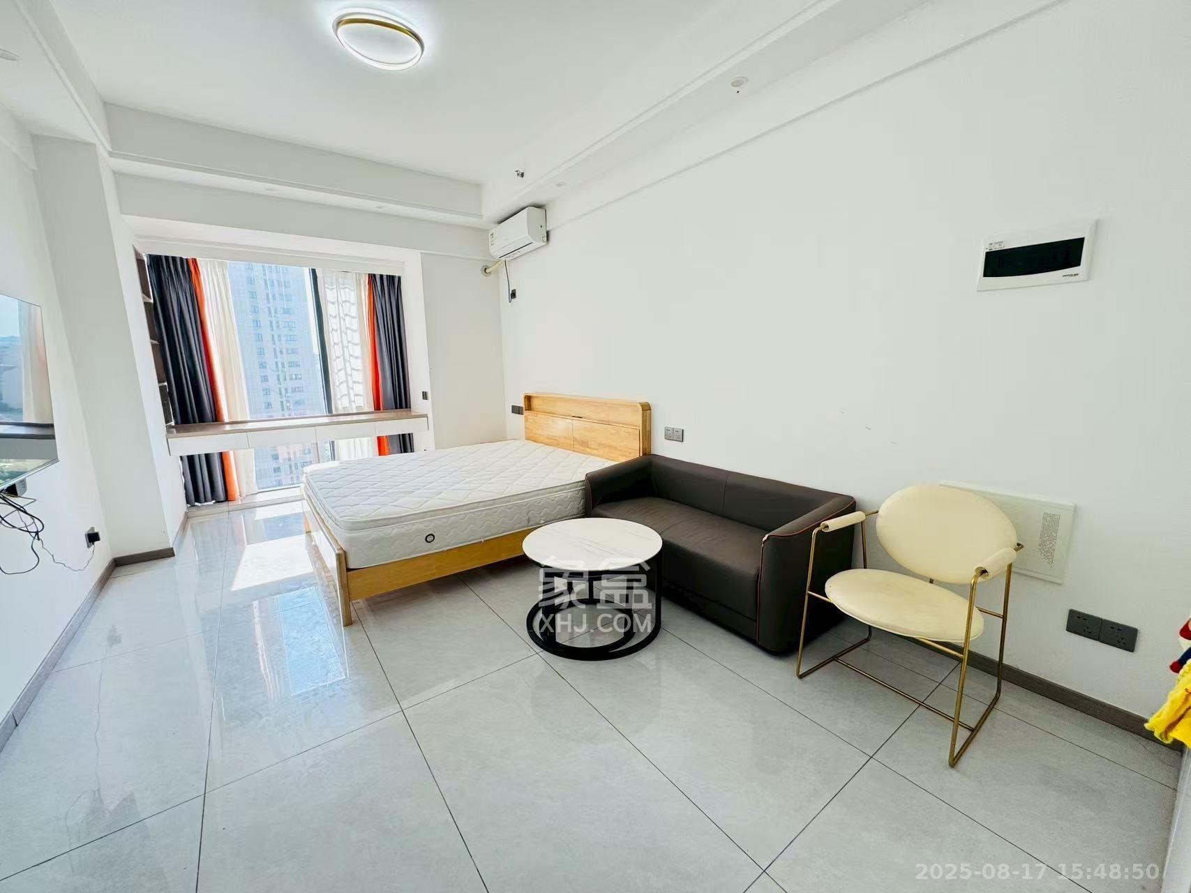 万润时光里  1室0厅0卫    2000.0元/月室内图