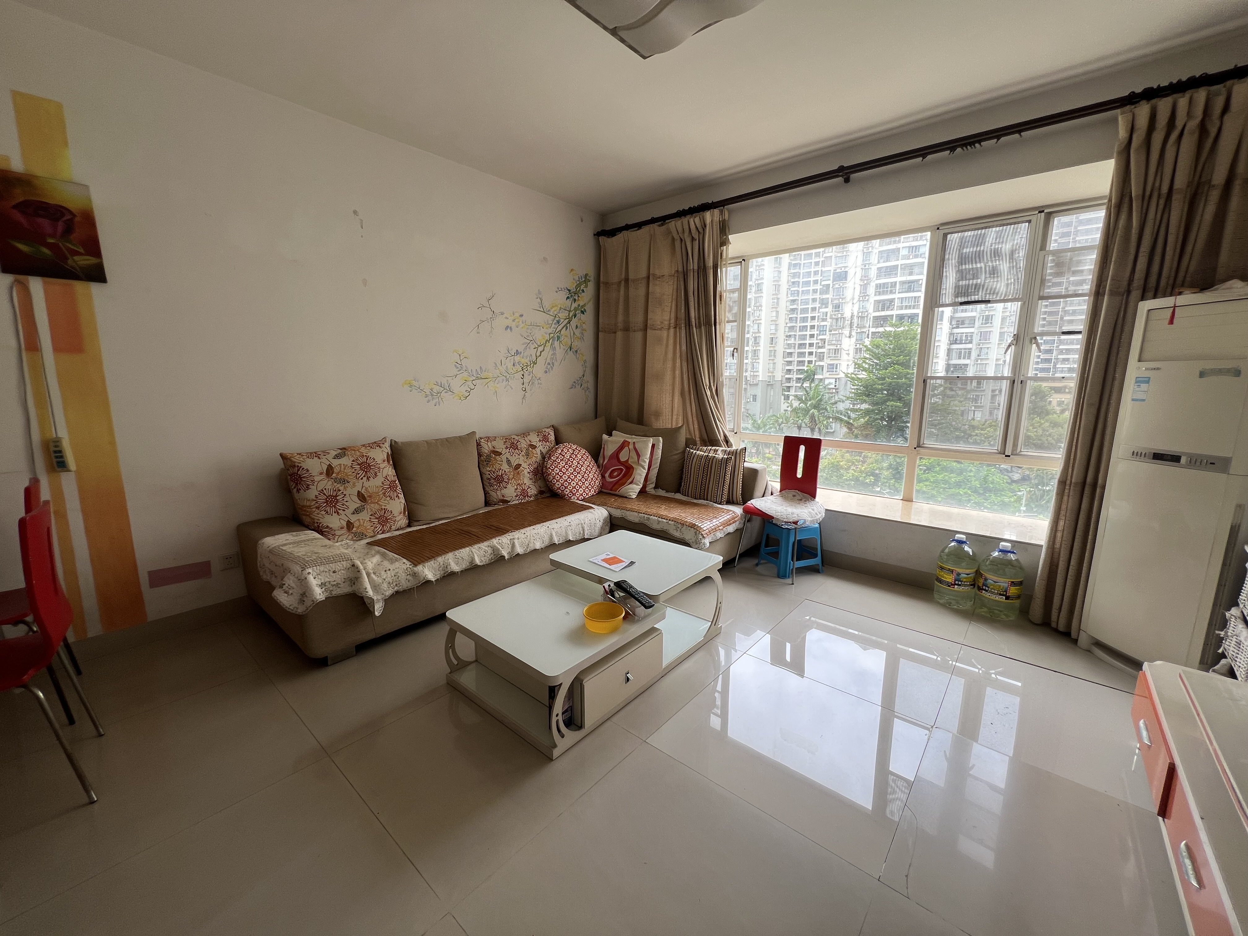 耀江花园  3室2厅2卫    2800.0元/月室内图