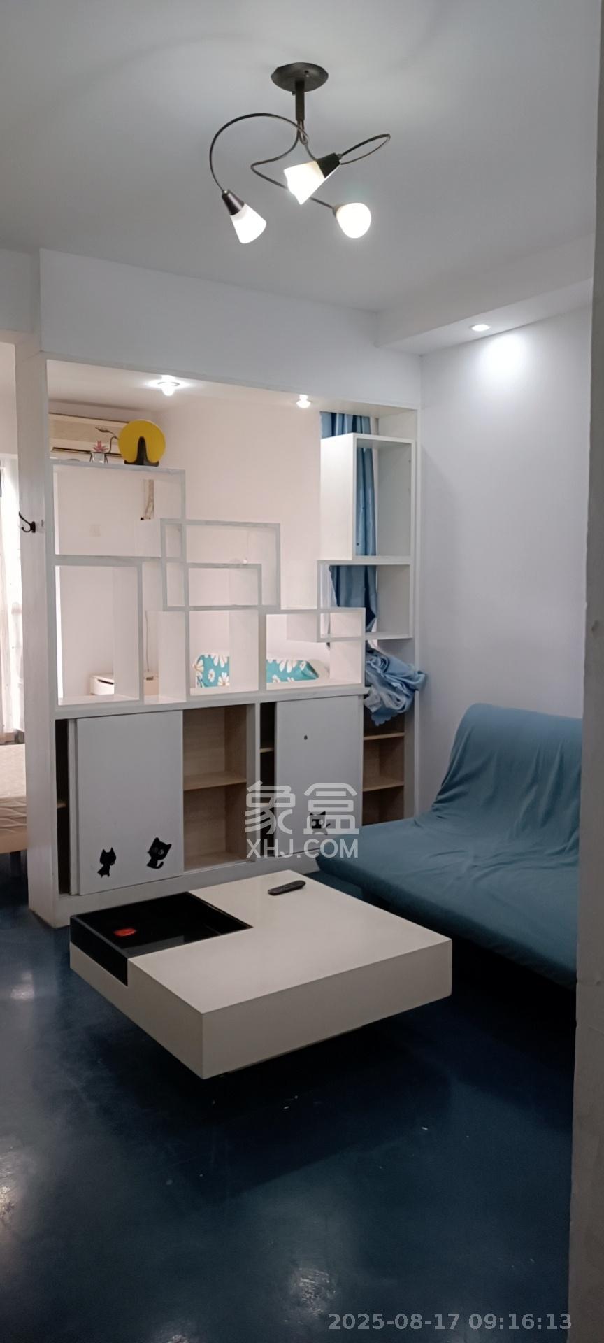 申奥美域  1室1厅1卫    1500.0元/月室内图