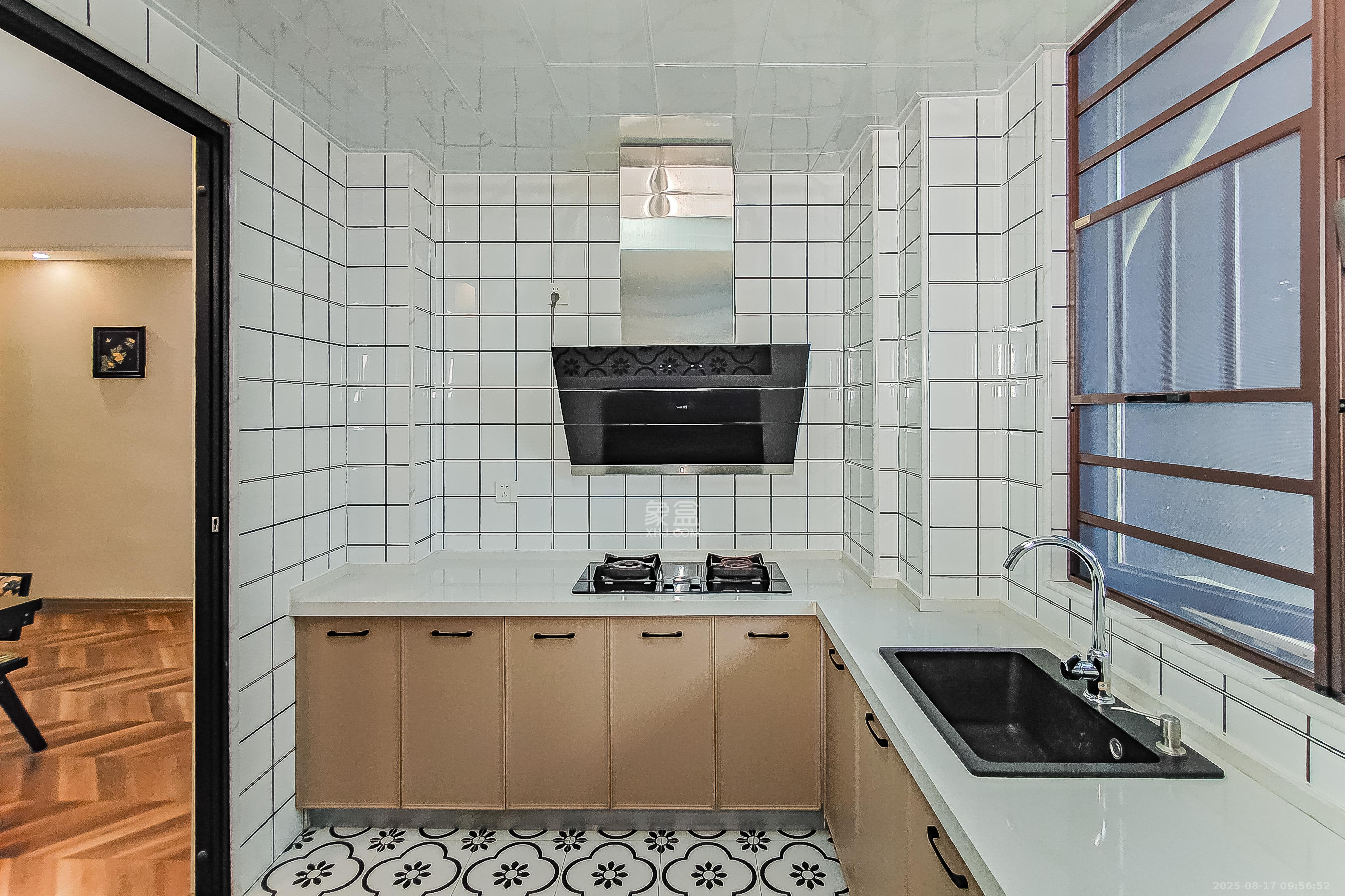 建发央玺(建发泱玺雅苑) 4室2厅2卫 320.0万 建发央玺(建发泱玺雅苑) 4室2厅2卫 320.0万厨房