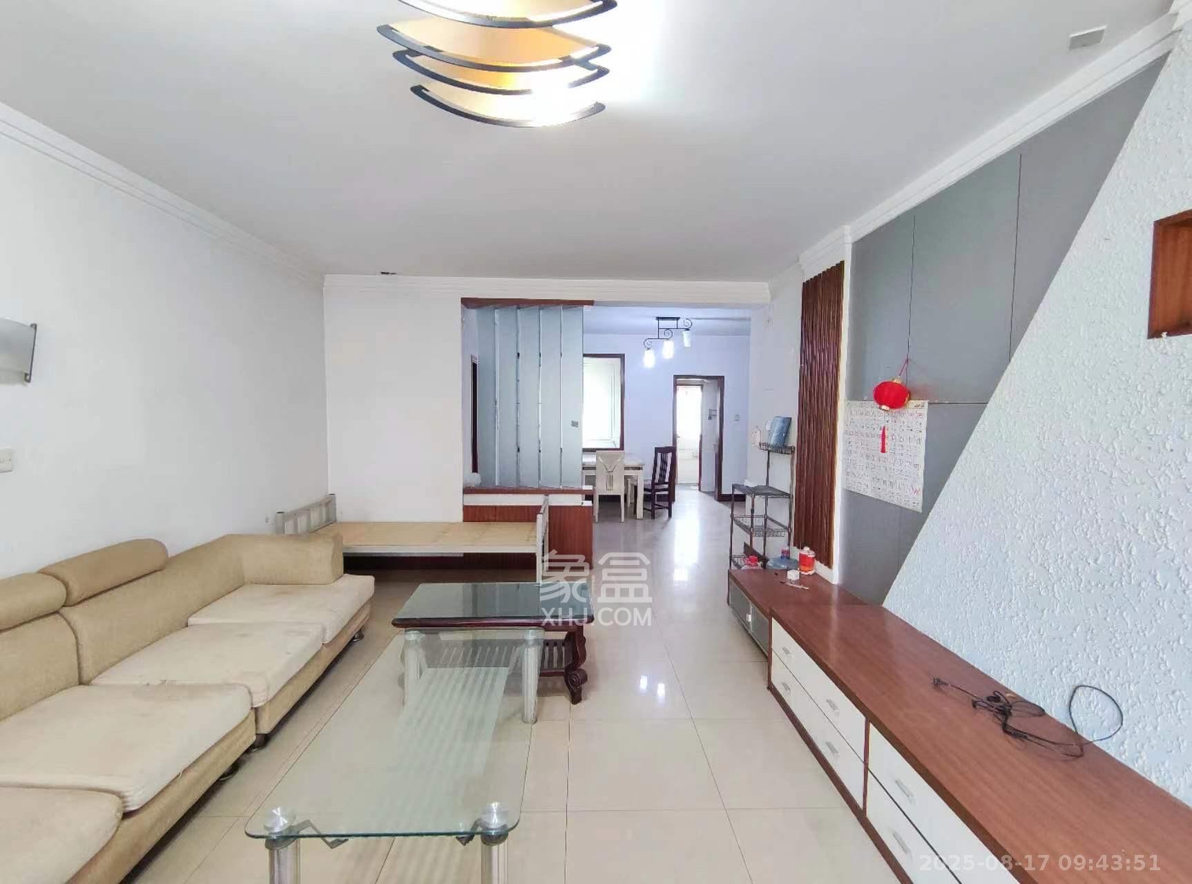 依星苑  3室2厅1卫    2000.0元/月 依星苑  3室2厅1卫    2000.0元/月