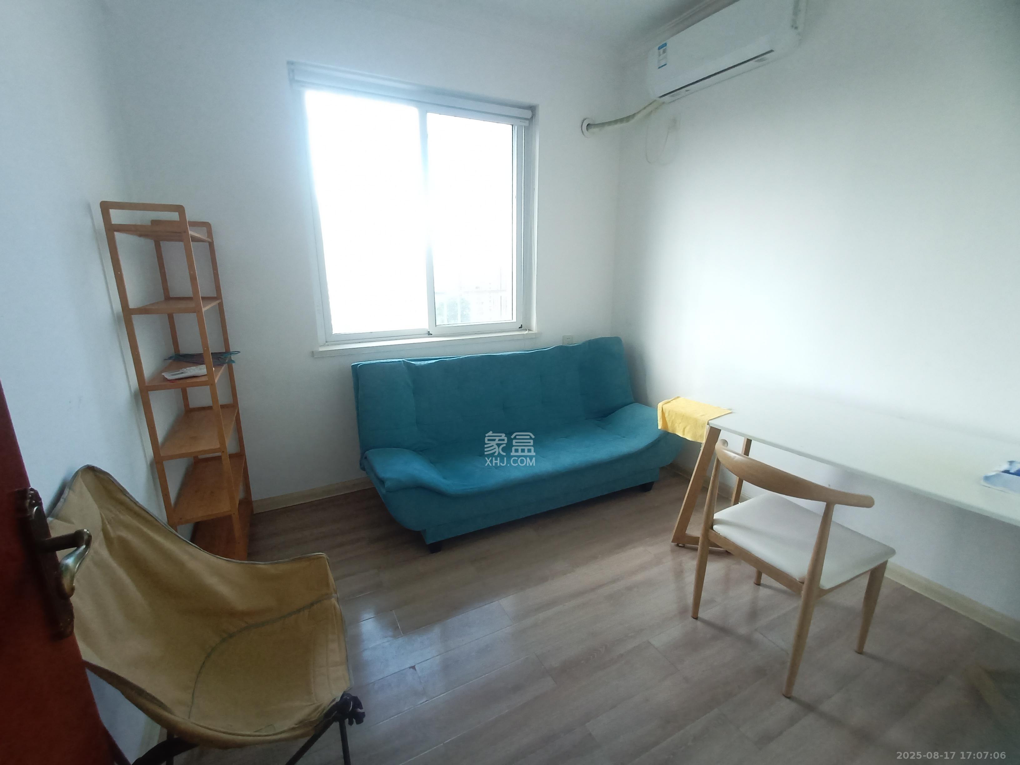 谷山庭院二期 3室1厅1卫 2100.0元/月 谷山庭院二期 3室1厅1卫 2100.0元/月室内图