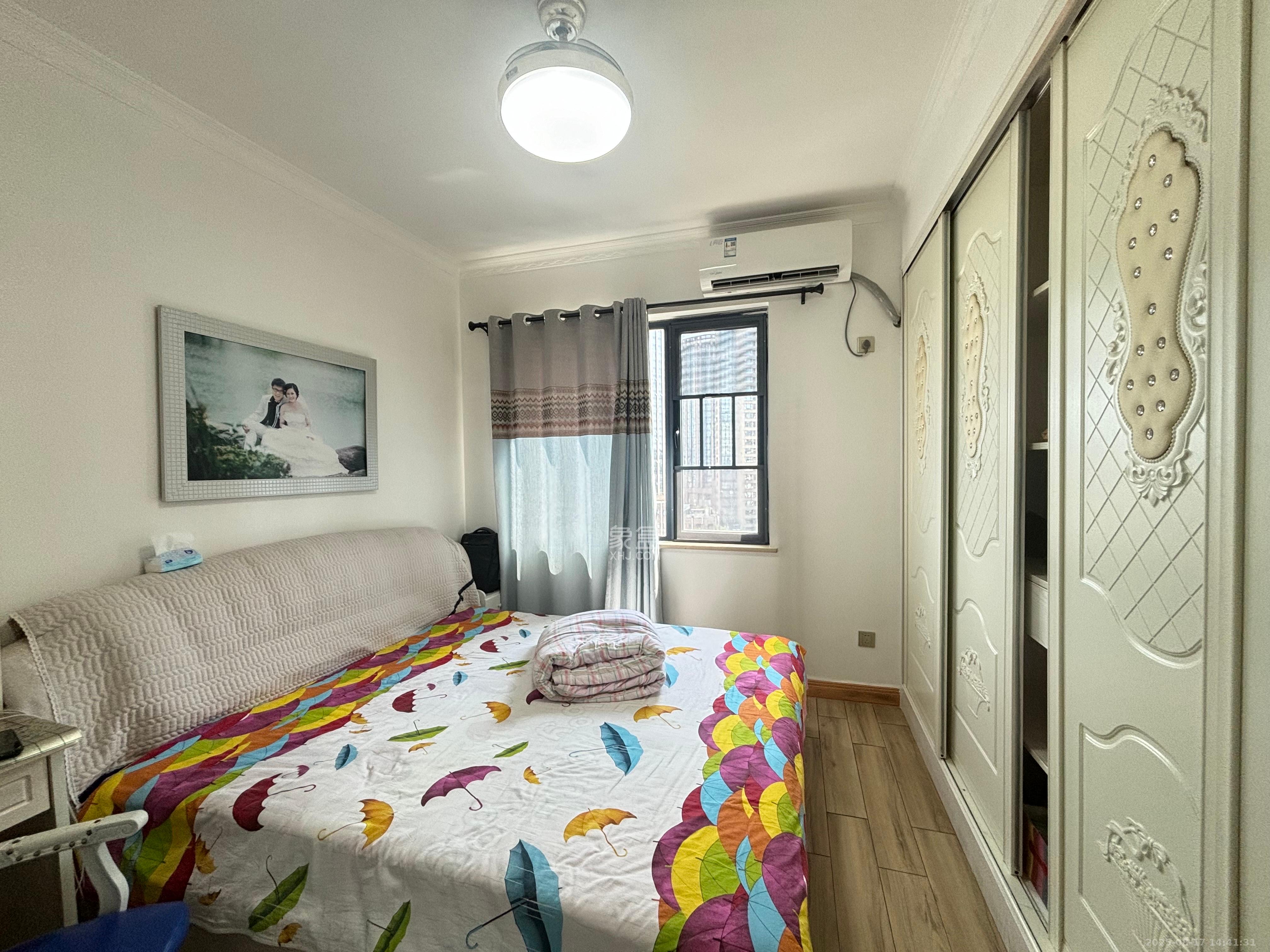 中南红领邦(红星嘉和苑) 3室2厅2卫 2200.0元/月 中南红领邦(红星嘉和苑) 3室2厅2卫 2200.0元/月室内图