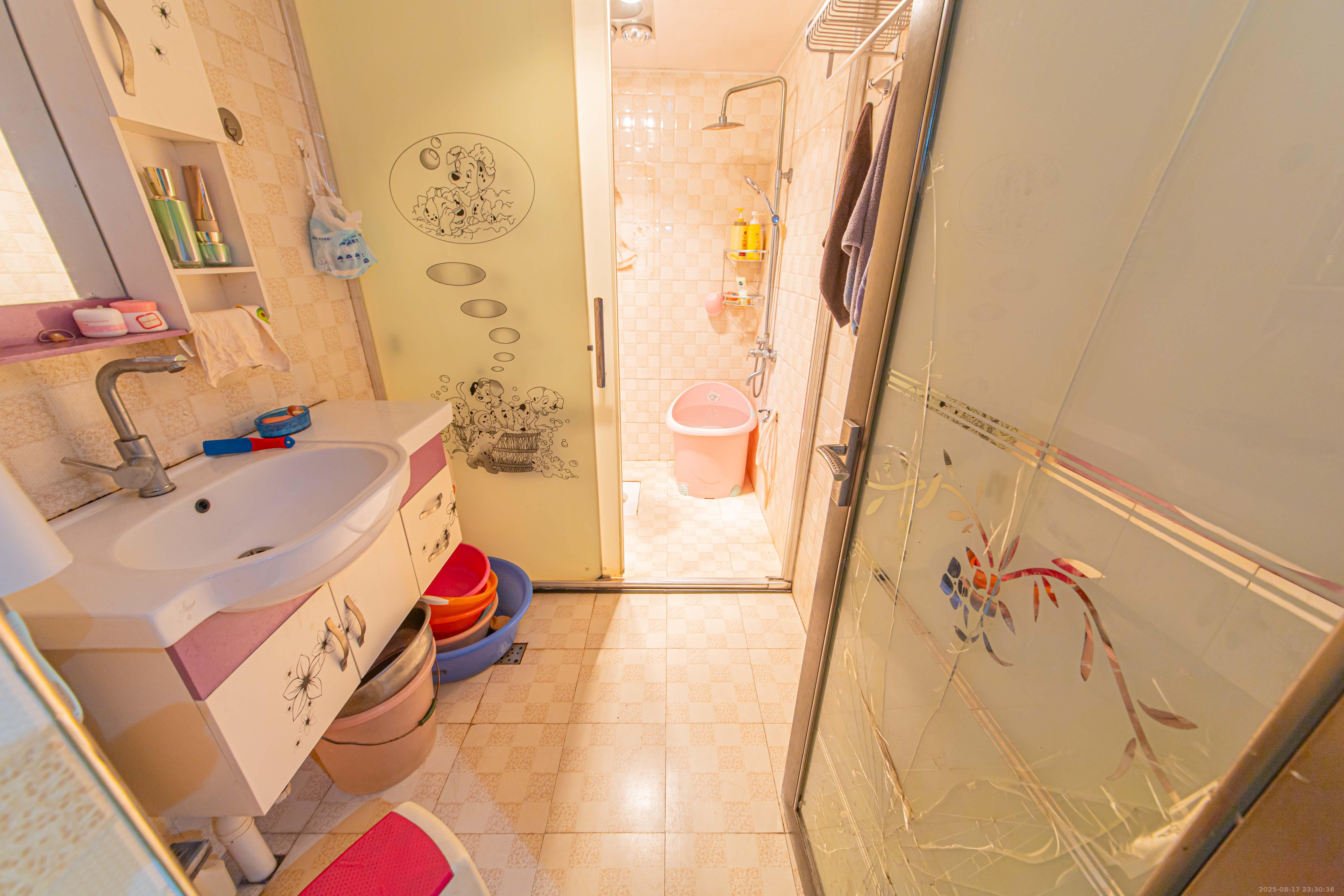 中信文化广场（中信新城二期）  1室2厅1卫    60.0万卫生间