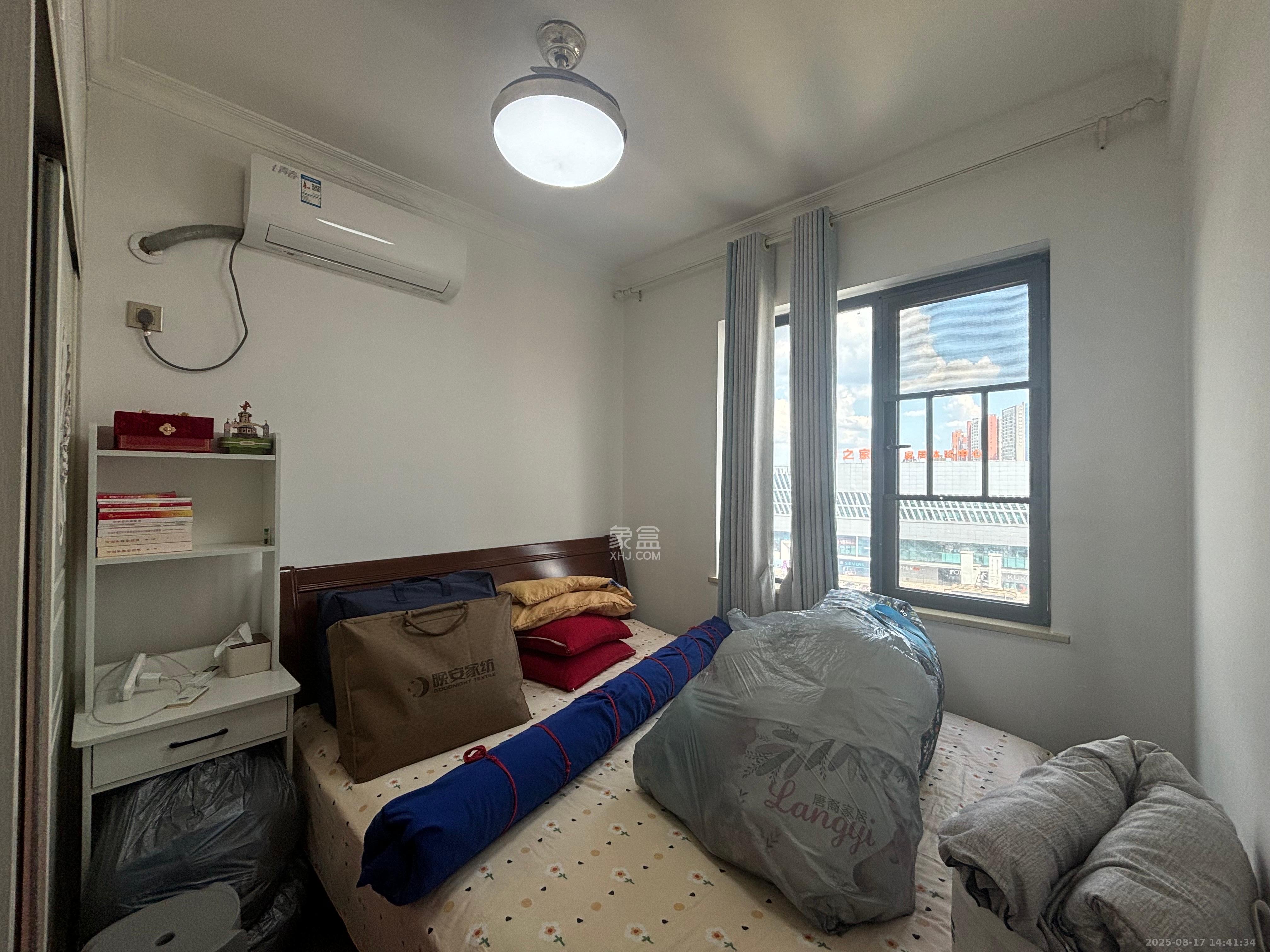 中南红领邦(红星嘉和苑) 3室2厅2卫 2200.0元/月 中南红领邦(红星嘉和苑) 3室2厅2卫 2200.0元/月室内图