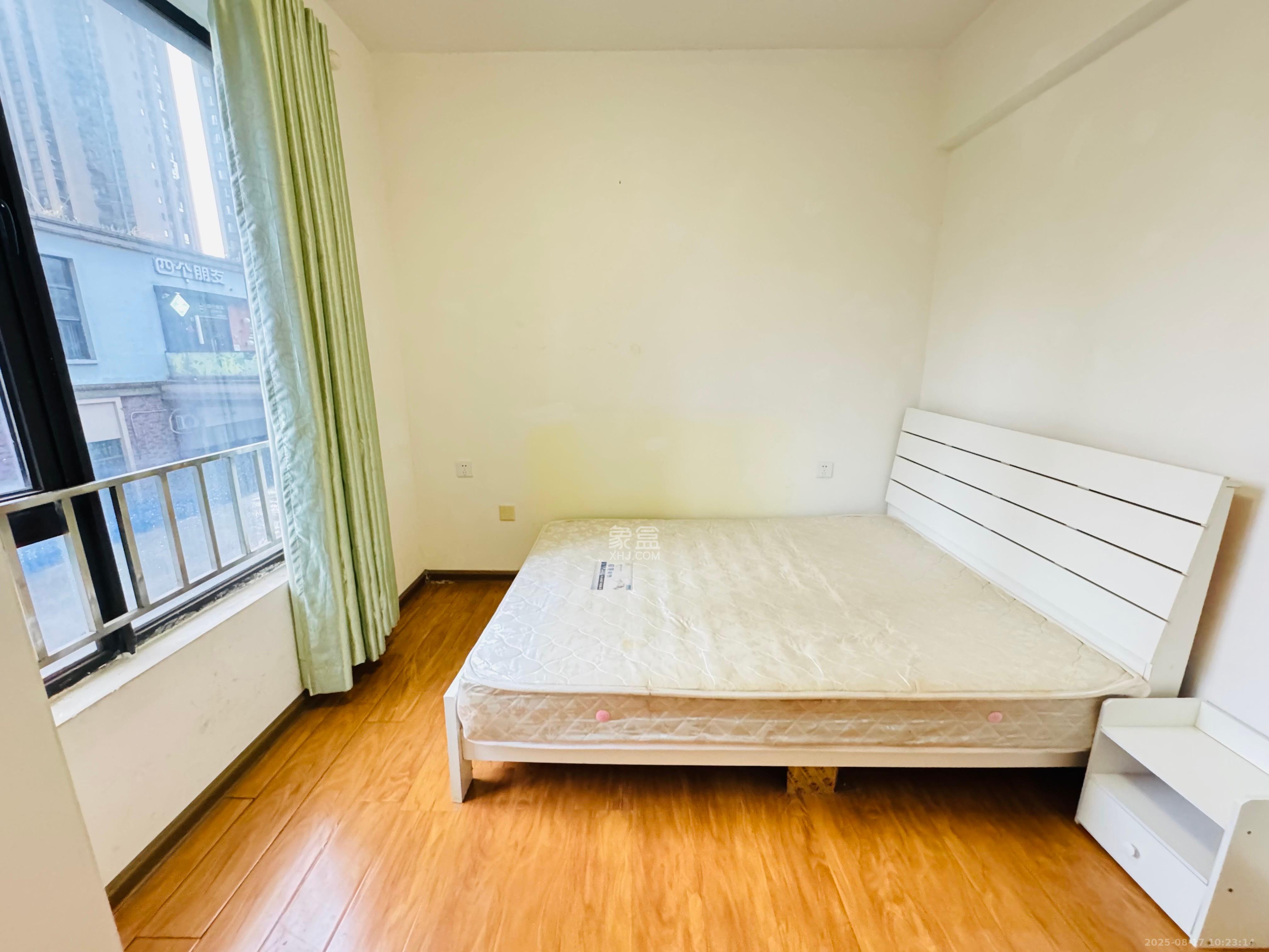 协信星澜汇 3室2厅1卫 2400.0元/月 协信星澜汇 3室2厅1卫 2400.0元/月室内图