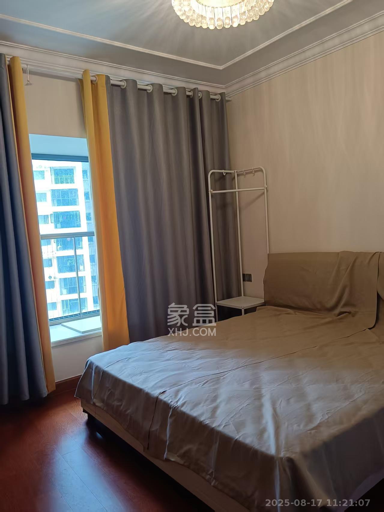 恒大文化旅游城B区 3室2厅2卫 1800.0元/月 恒大文化旅游城B区 3室2厅2卫 1800.0元/月室内图