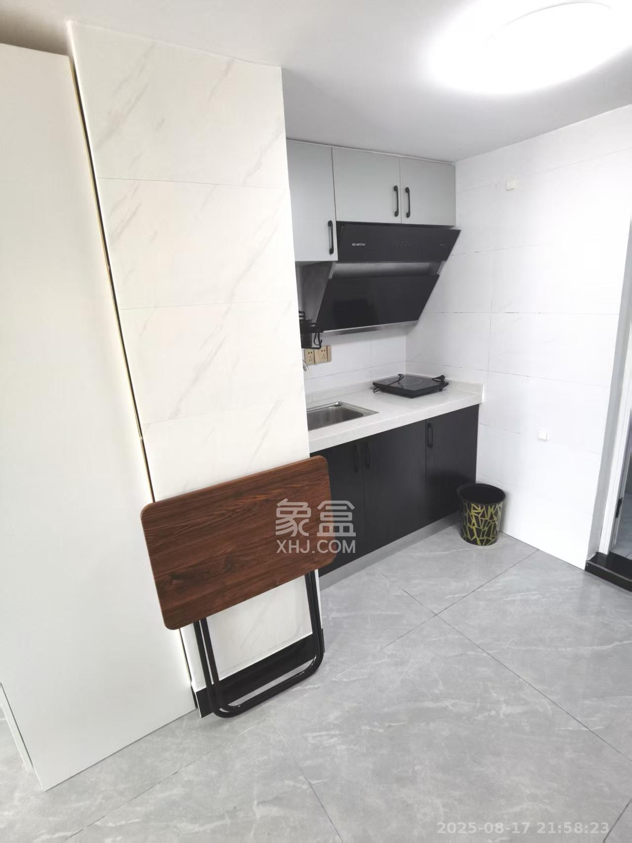 金地中交麓谷香颂(金地中交雅苑) 1室1厅1卫 1300.0元/月 金地中交麓谷香颂(金地中交雅苑) 1室1厅1卫 1300.0元/月室内图