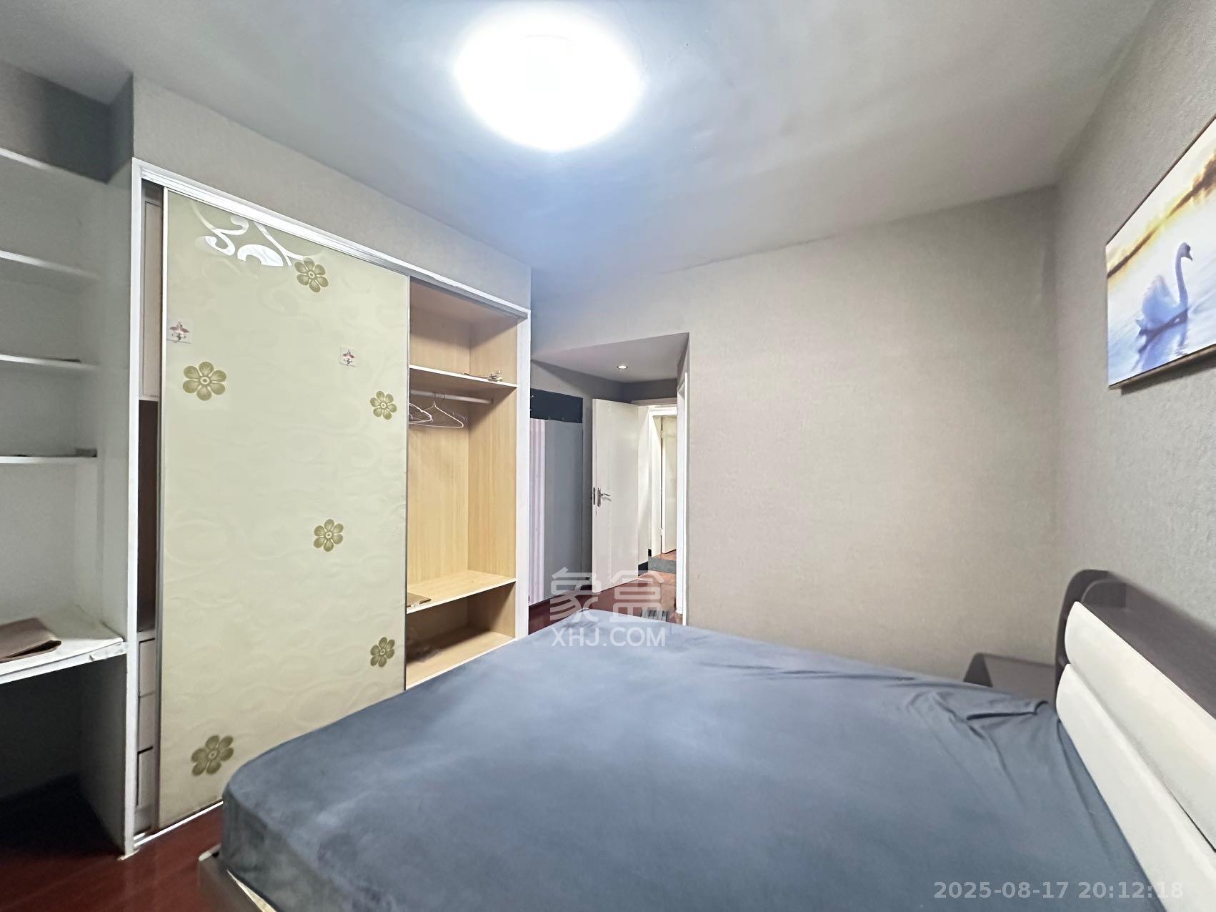 尚城  3室2厅2卫    2300.0元/月 尚城  3室2厅2卫    2300.0元/月室内图