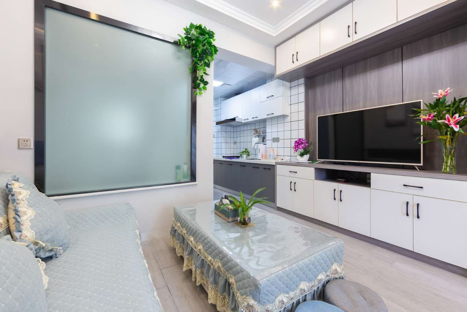 龙翔国际 1室1厅1卫 1500.0元/月 龙翔国际 1室1厅1卫 1500.0元/月室内图