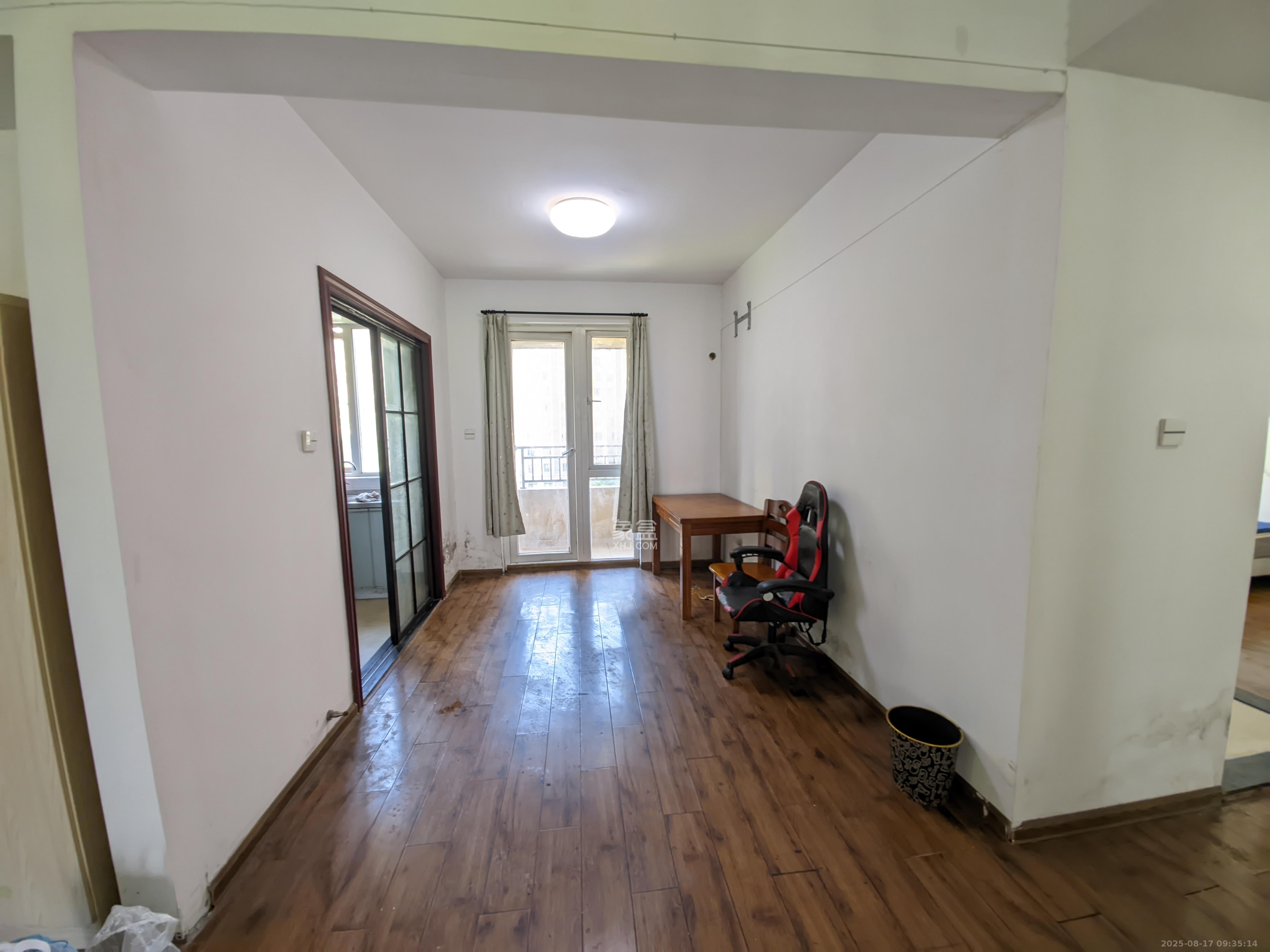 金地格林公馆 3室2厅2卫 3000.0元/月 金地格林公馆 3室2厅2卫 3000.0元/月室内图