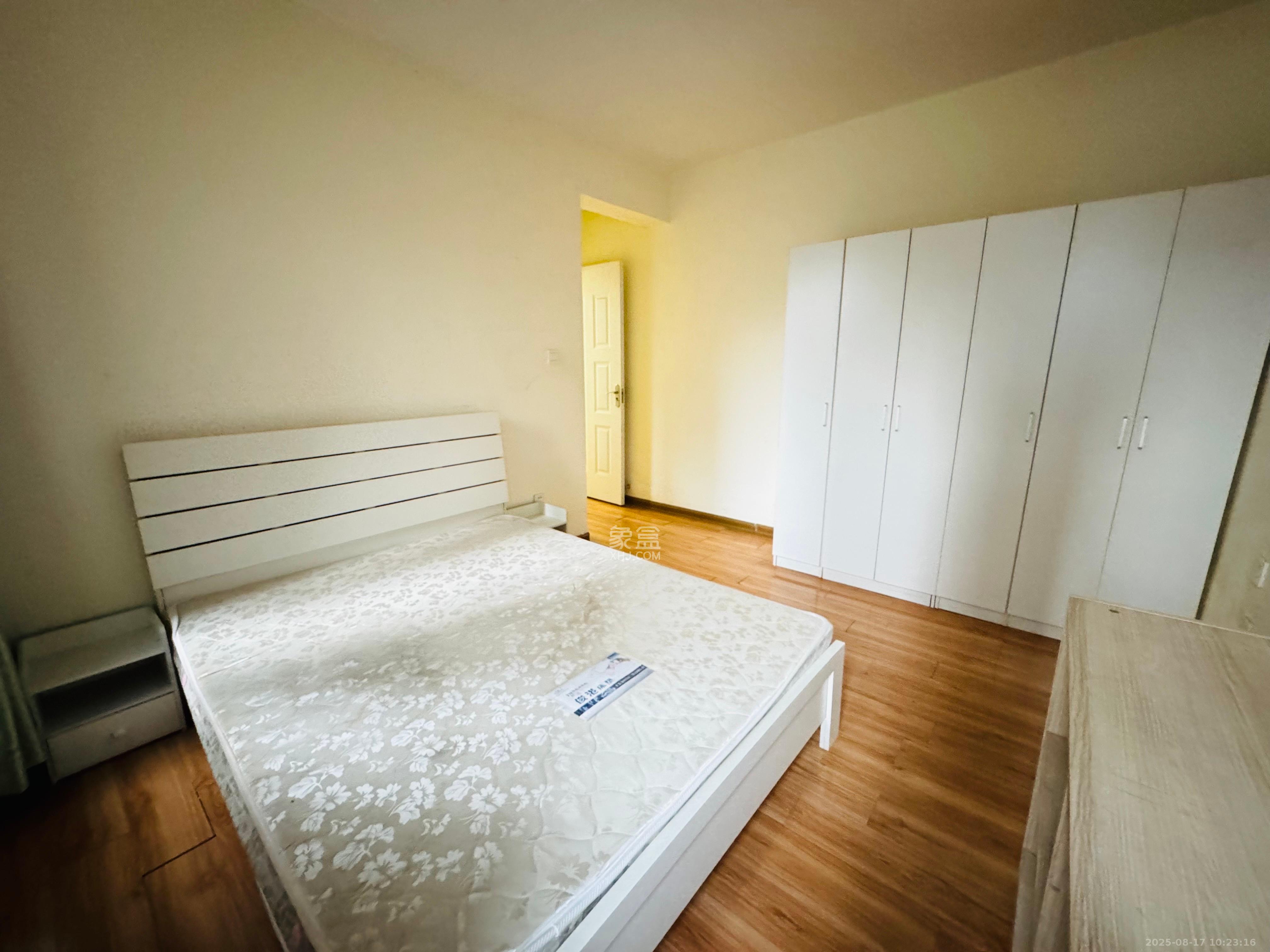 协信星澜汇 3室2厅1卫 2400.0元/月 协信星澜汇 3室2厅1卫 2400.0元/月室内图