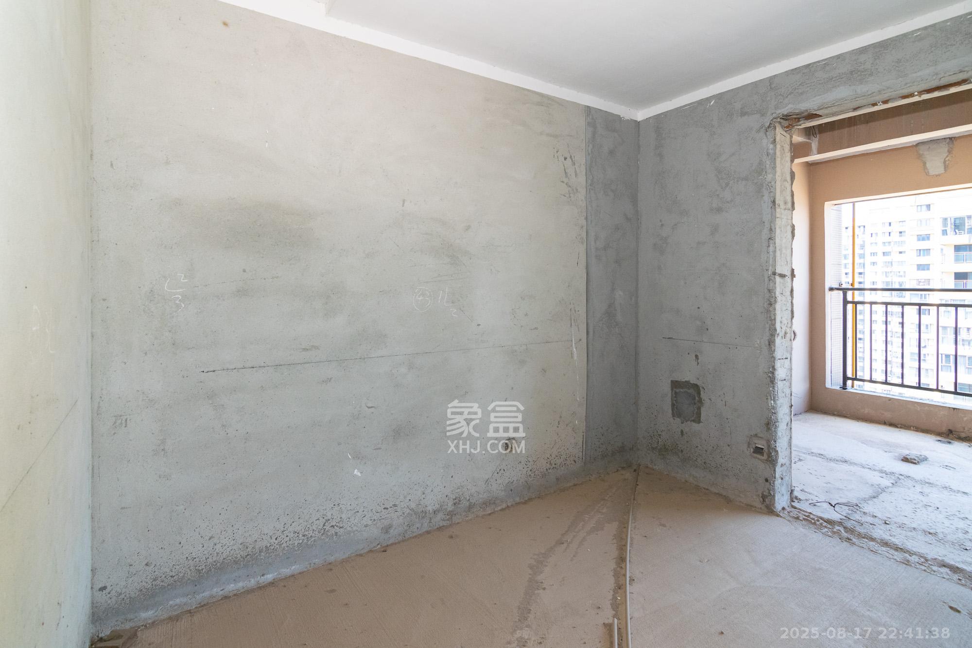 正荣财富中心  3室2厅2卫    72.8万 正荣财富中心  3室2厅2卫    72.8万卧室