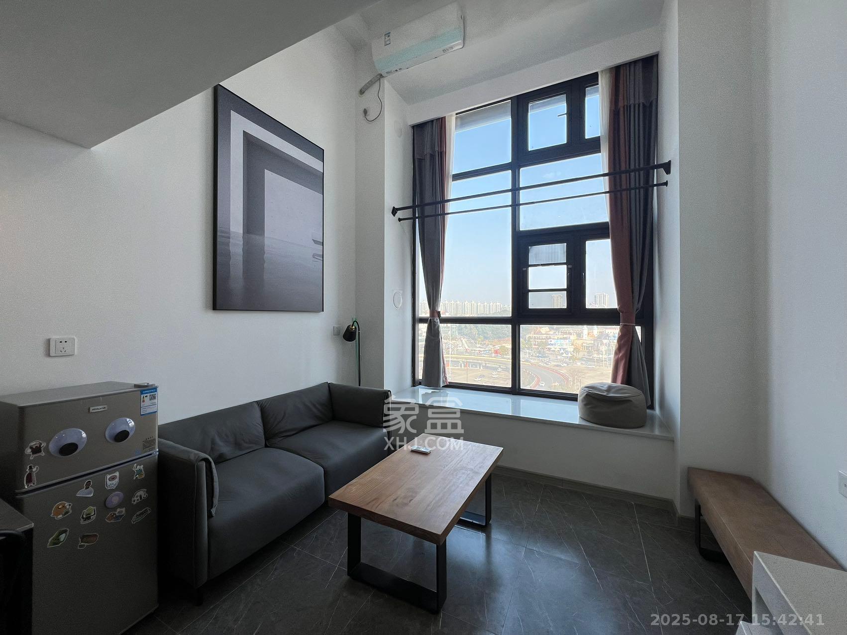 弘坤云寓  1室1厅1卫    2300.0元/月室内图