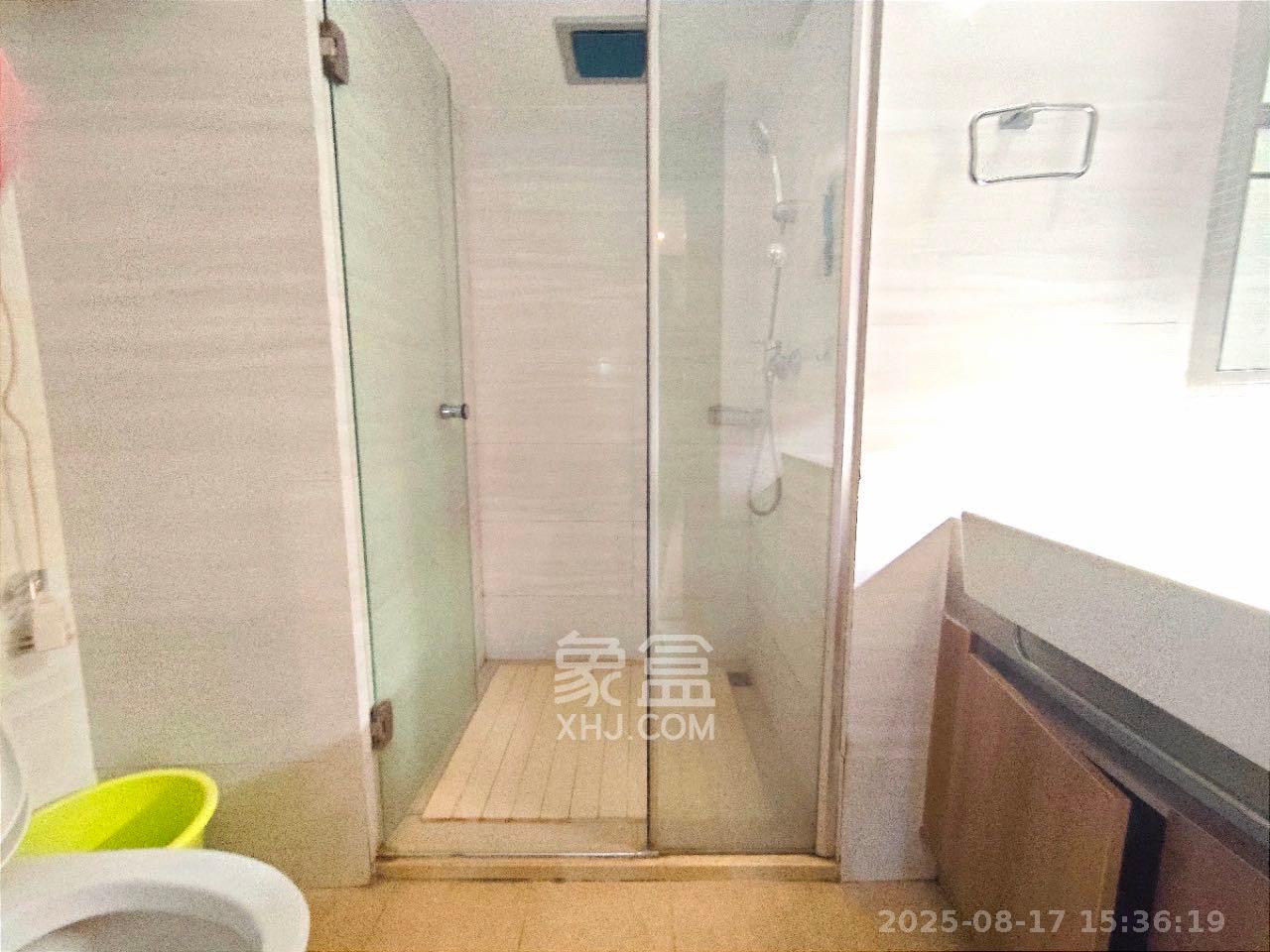 奥林匹克花园贡院三期  1室0厅0卫    1200.0元/月 奥林匹克花园贡院三期  1室0厅0卫    1200.0元/月室内图1