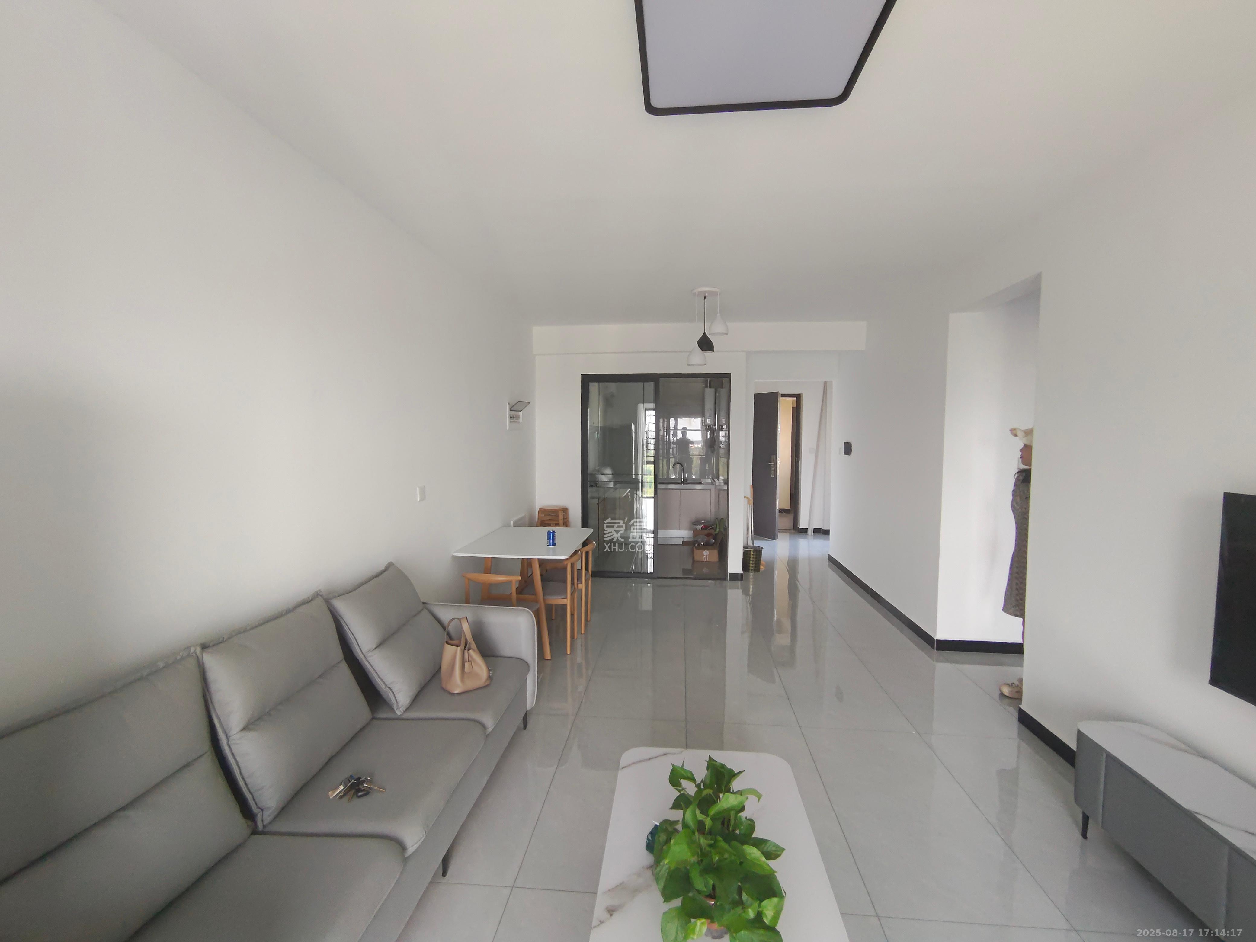 望达智造小镇望云湖  3室2厅1卫    2300.0元/月 望达智造小镇望云湖  3室2厅1卫    2300.0元/月