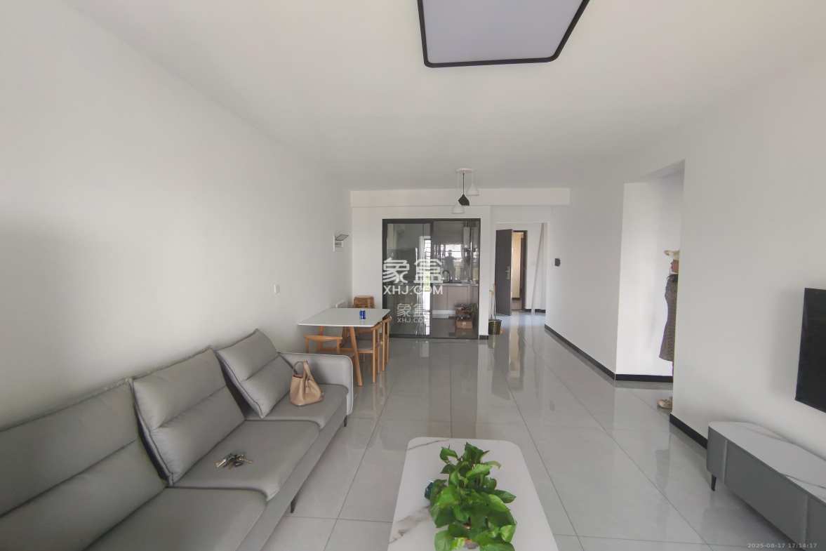 望达智造小镇望云湖  3室2厅1卫    2300.0元/月 望达智造小镇望云湖  3室2厅1卫    2300.0元/月室内图1