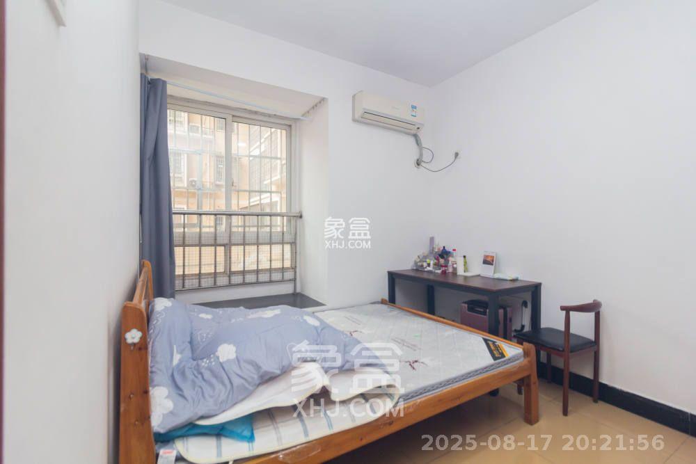 圣力华苑  2室2厅1卫   1300.00元/月室内图