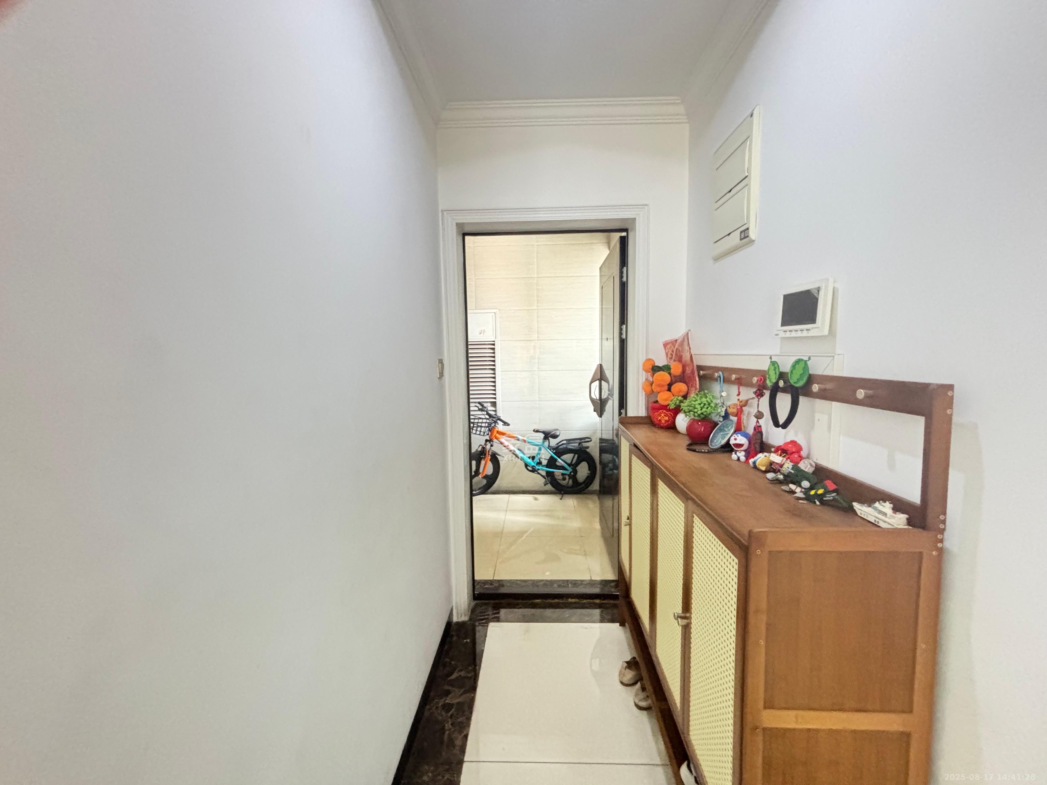 中南红领邦(红星嘉和苑) 3室2厅2卫 2200.0元/月 中南红领邦(红星嘉和苑) 3室2厅2卫 2200.0元/月室内图