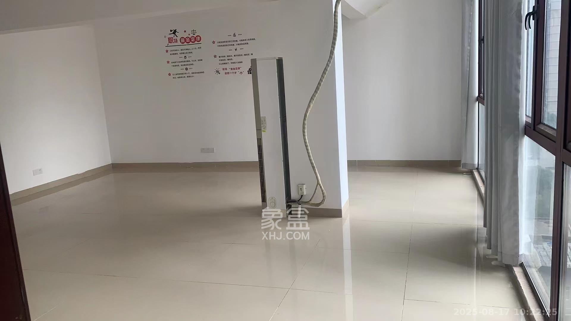 中惠锦堂 4室2厅2卫 4500.0元/月 中惠锦堂 4室2厅2卫 4500.0元/月室内图