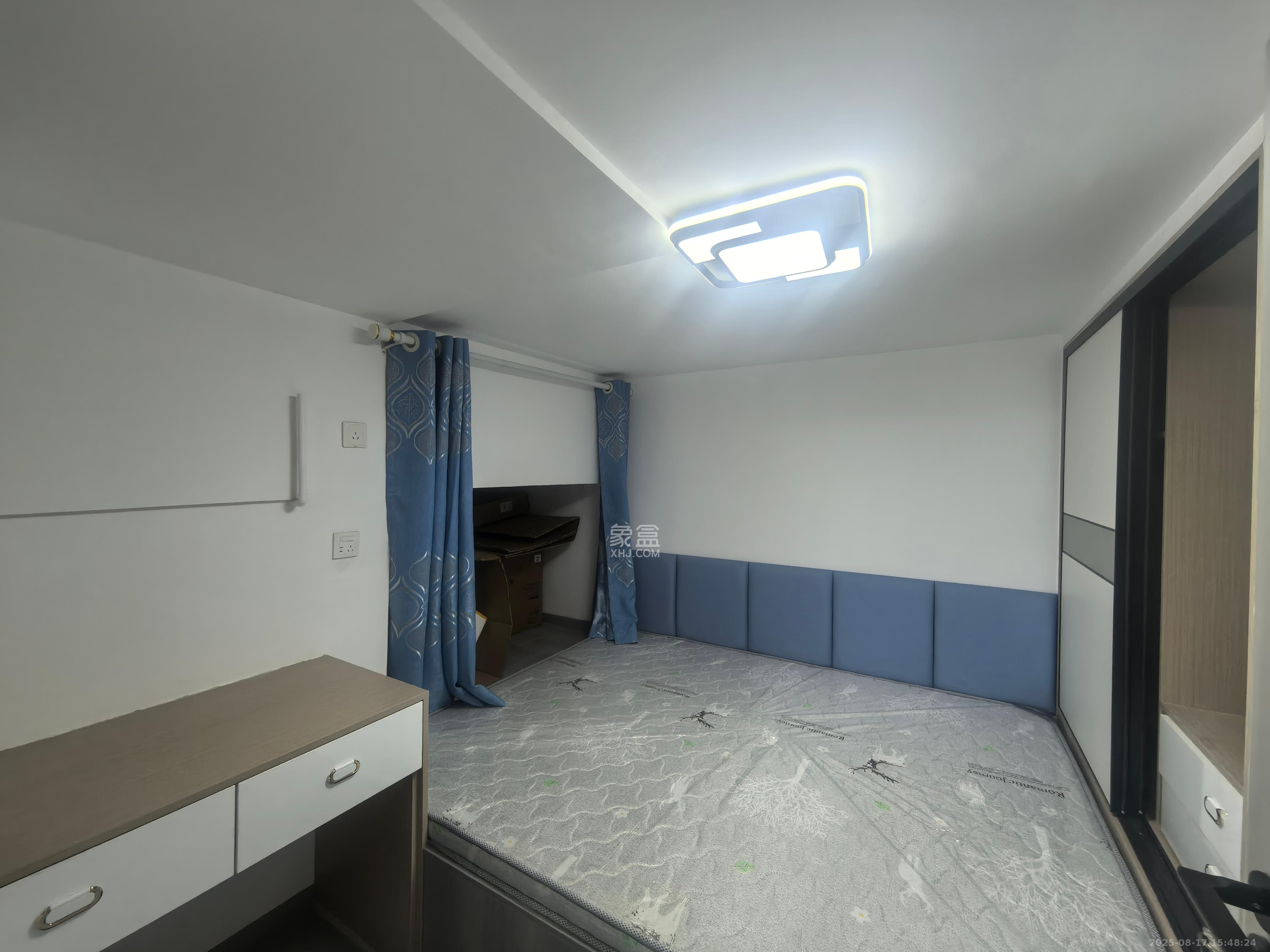 芝林商务中心 2室1厅1卫 1800.0元/月 芝林商务中心 2室1厅1卫 1800.0元/月室内图