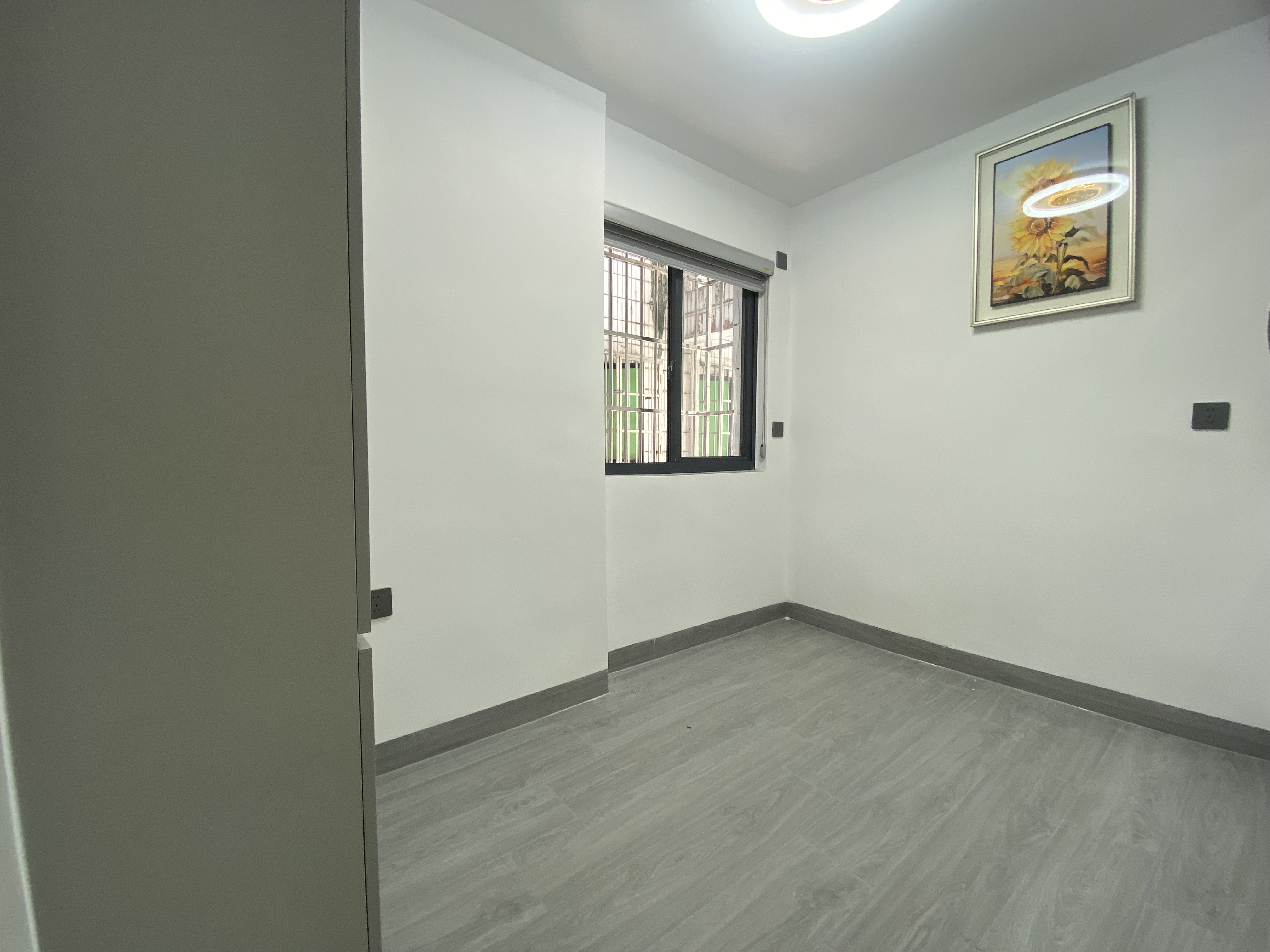 圣云大厦 4室2厅2卫 105.0万 圣云大厦 4室2厅2卫 105.0万室内图