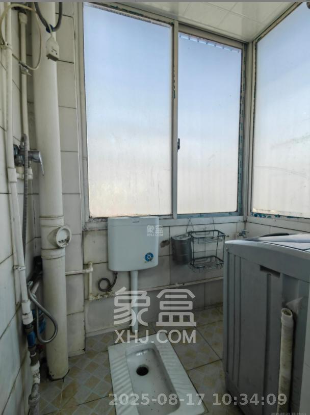 新塘垅小区(高桥物流园) 2室2厅1卫 900.0元/月 新塘垅小区(高桥物流园) 2室2厅1卫 900.0元/月室内图