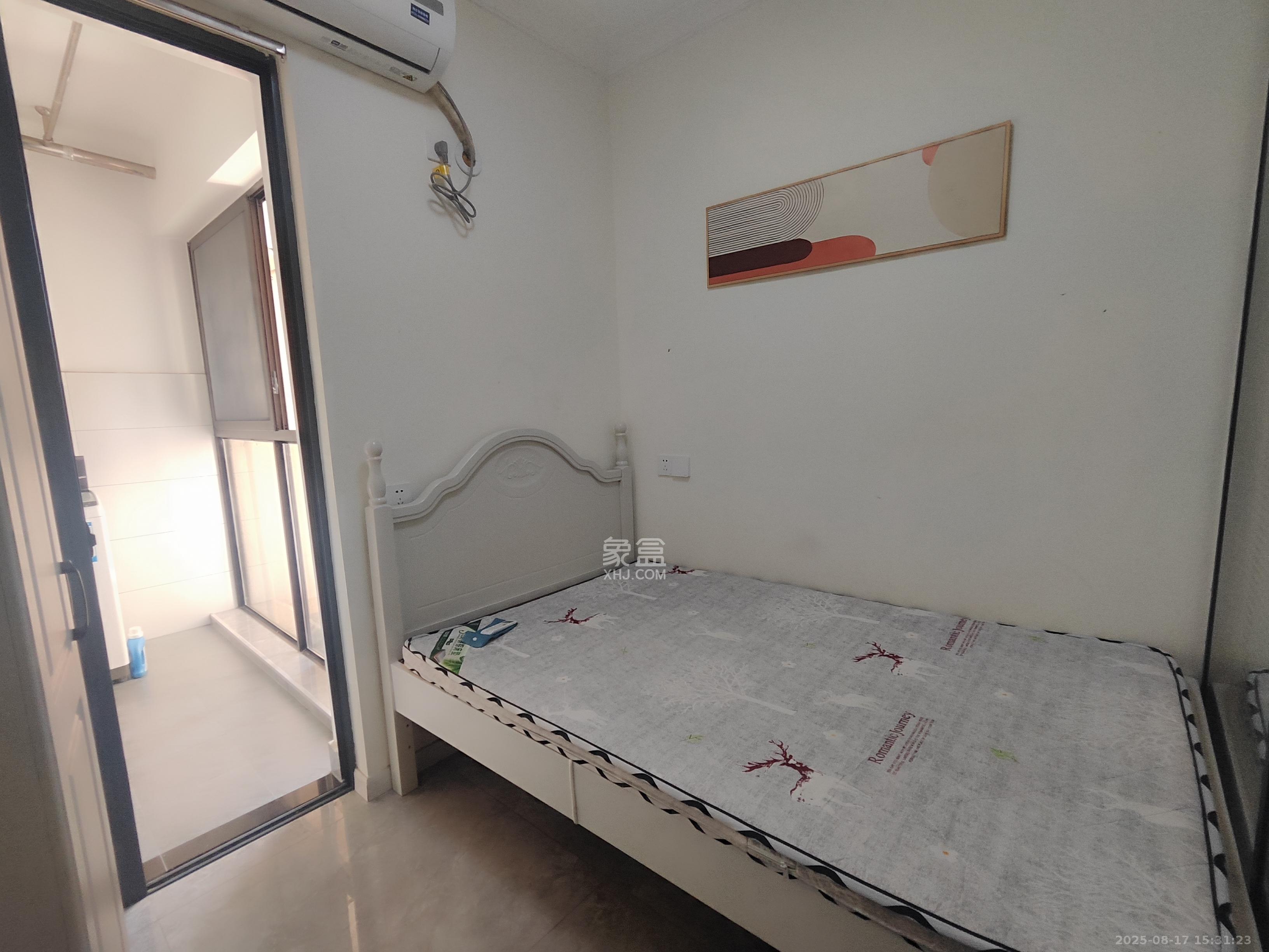 韭菜园嘉苑  2室1厅1卫    3300.0元/月 韭菜园嘉苑  2室1厅1卫    3300.0元/月室内图