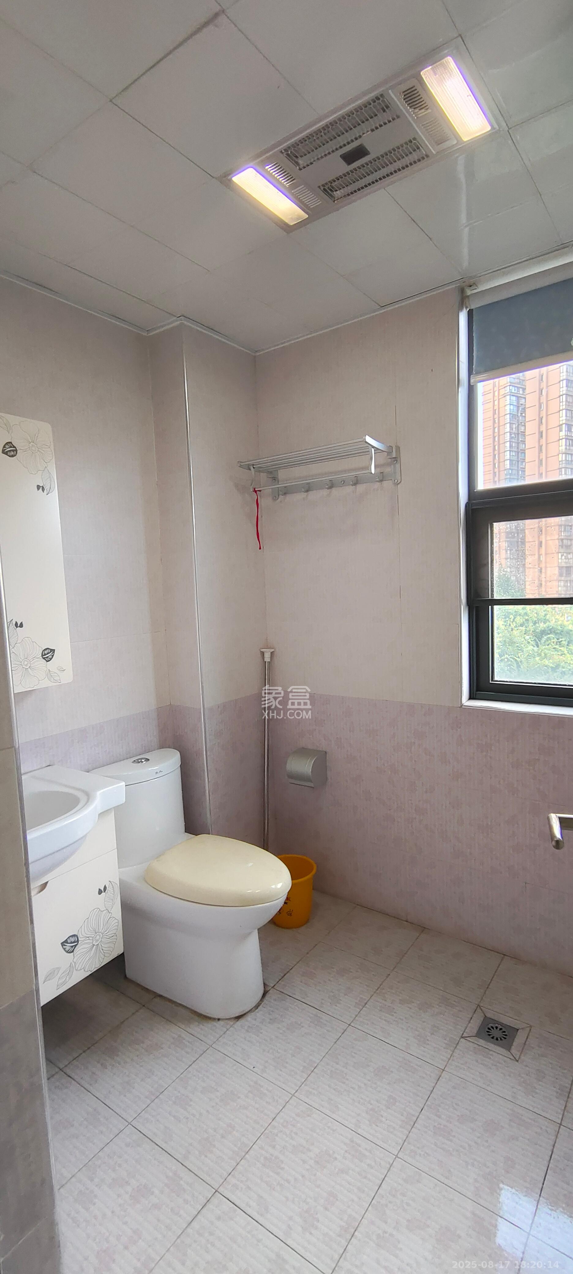 茂华国际湘 3室2厅2卫 3000.0元/月 茂华国际湘 3室2厅2卫 3000.0元/月室内图