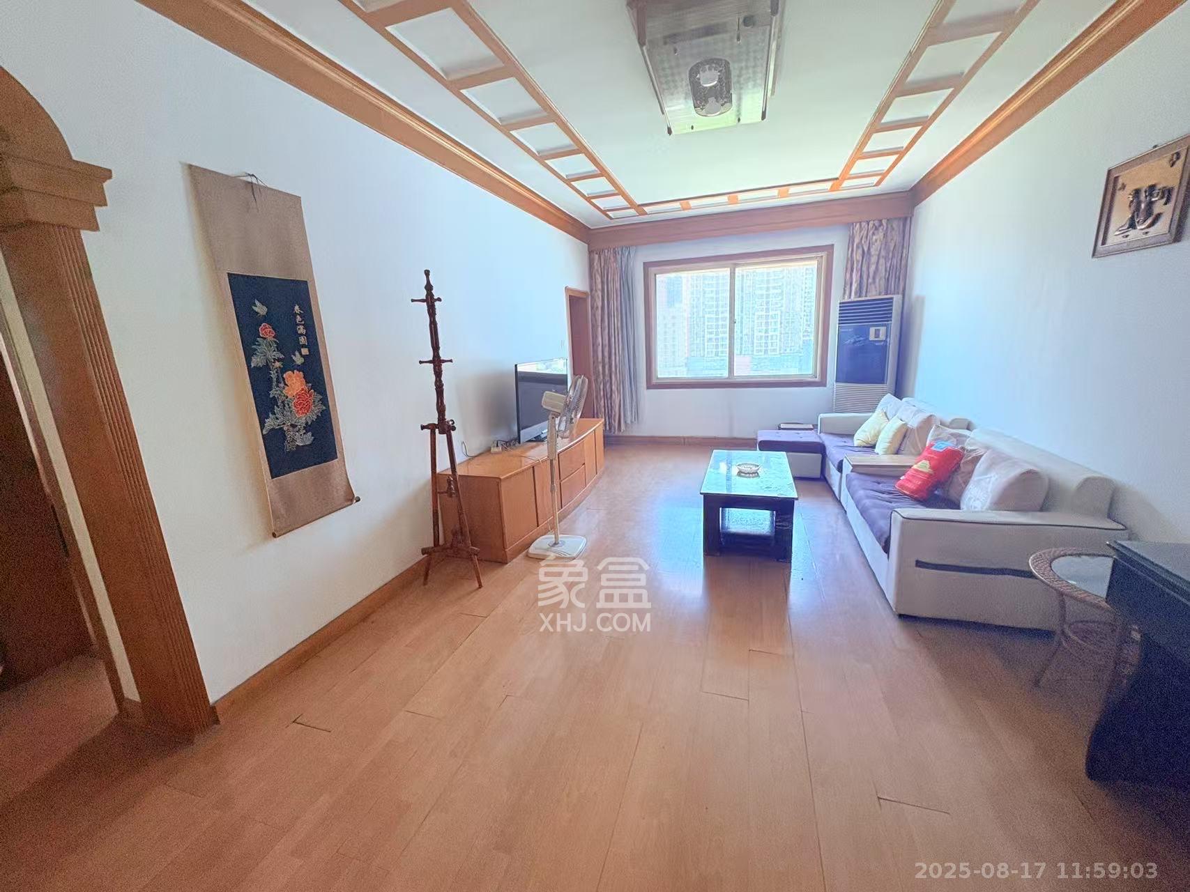 湖南石油化学工业局小区（侯家塘化工厅）  2室2厅1卫    1950.0元/月室内图