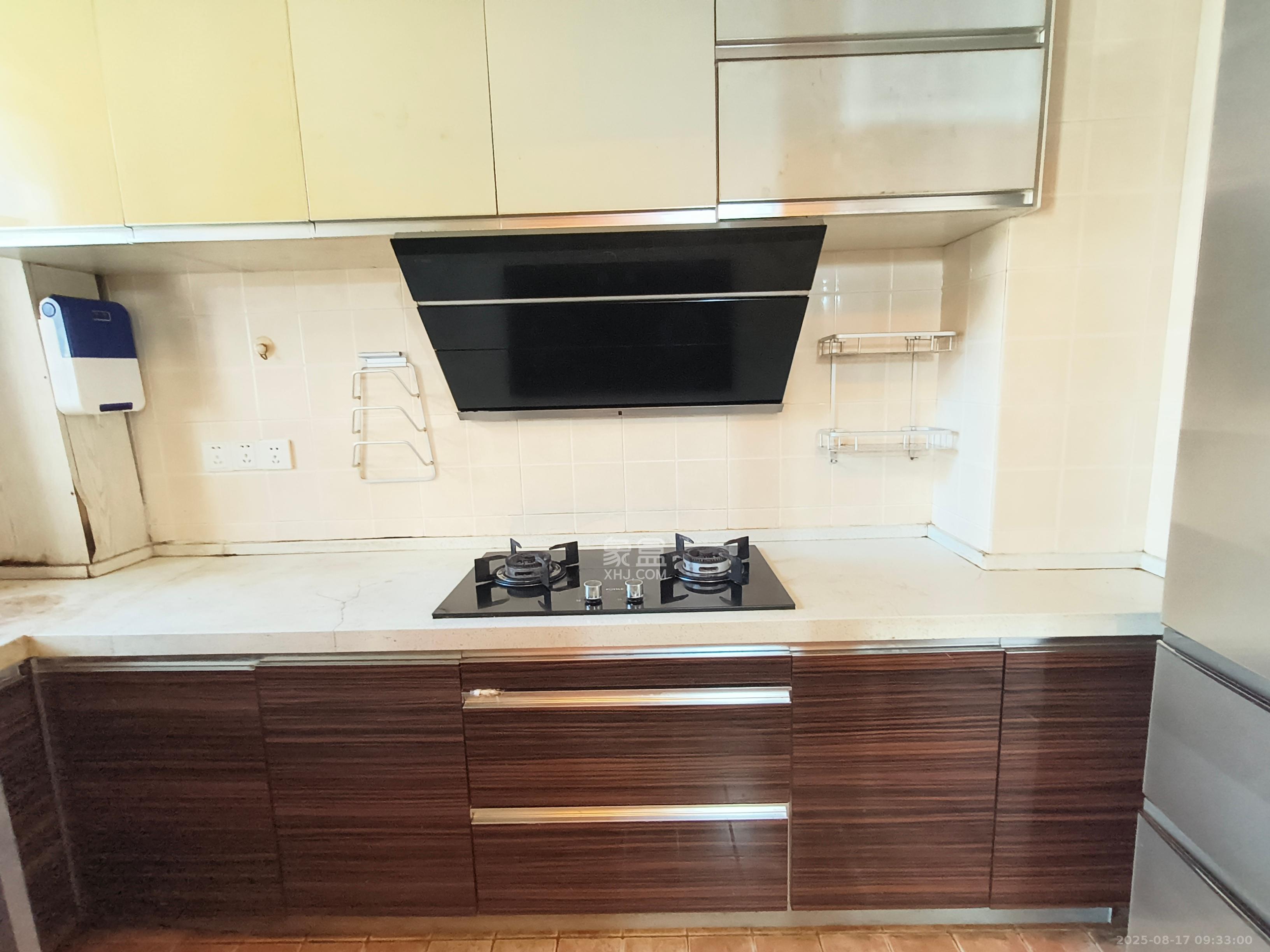 北辰三角洲D3区 3室2厅2卫 3500.0元/月 北辰三角洲D3区 3室2厅2卫 3500.0元/月室内图