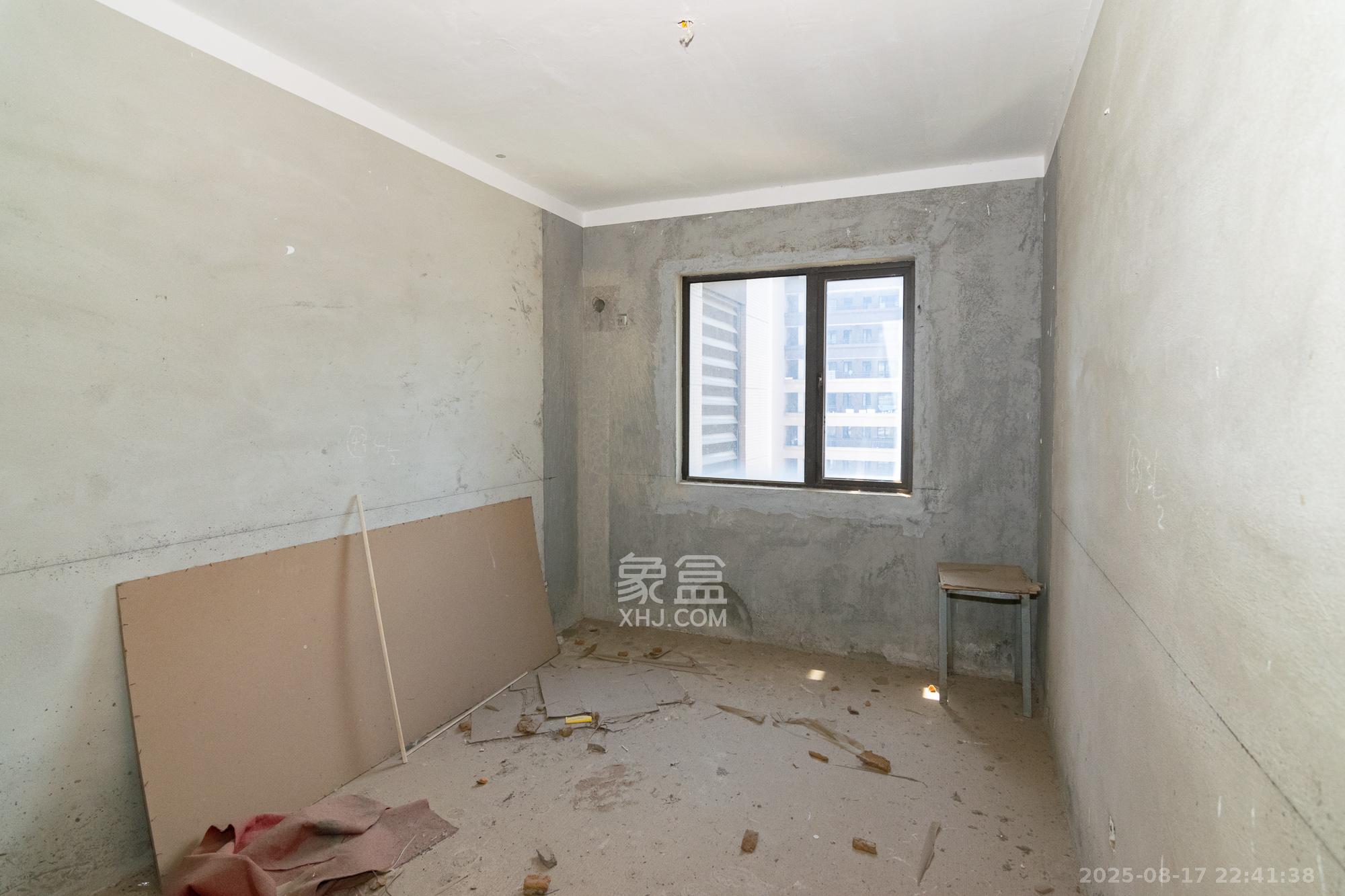 正荣财富中心  3室2厅2卫    72.8万 正荣财富中心  3室2厅2卫    72.8万卧室