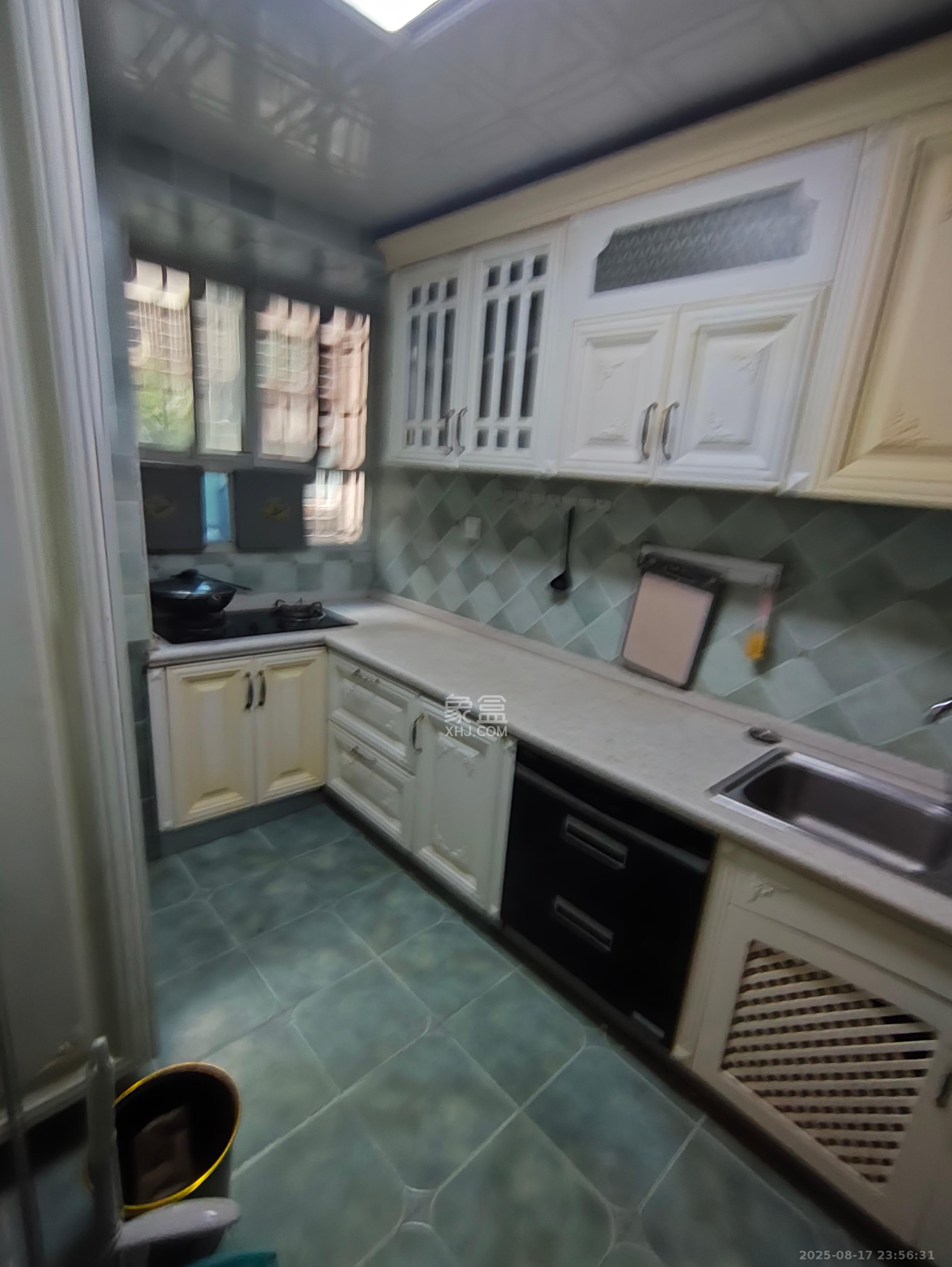 天心华庭 1室1厅1卫 2800.0元/月 天心华庭 1室1厅1卫 2800.0元/月室内图