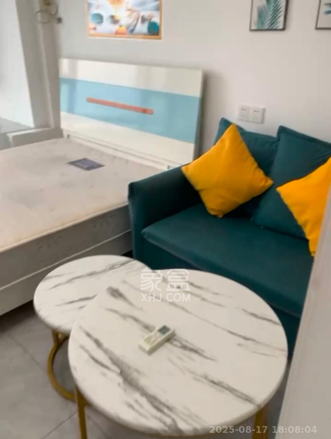 龙湖湘江星座（祺鑫星座公寓）  1室0厅0卫    1300.0元/月室内图