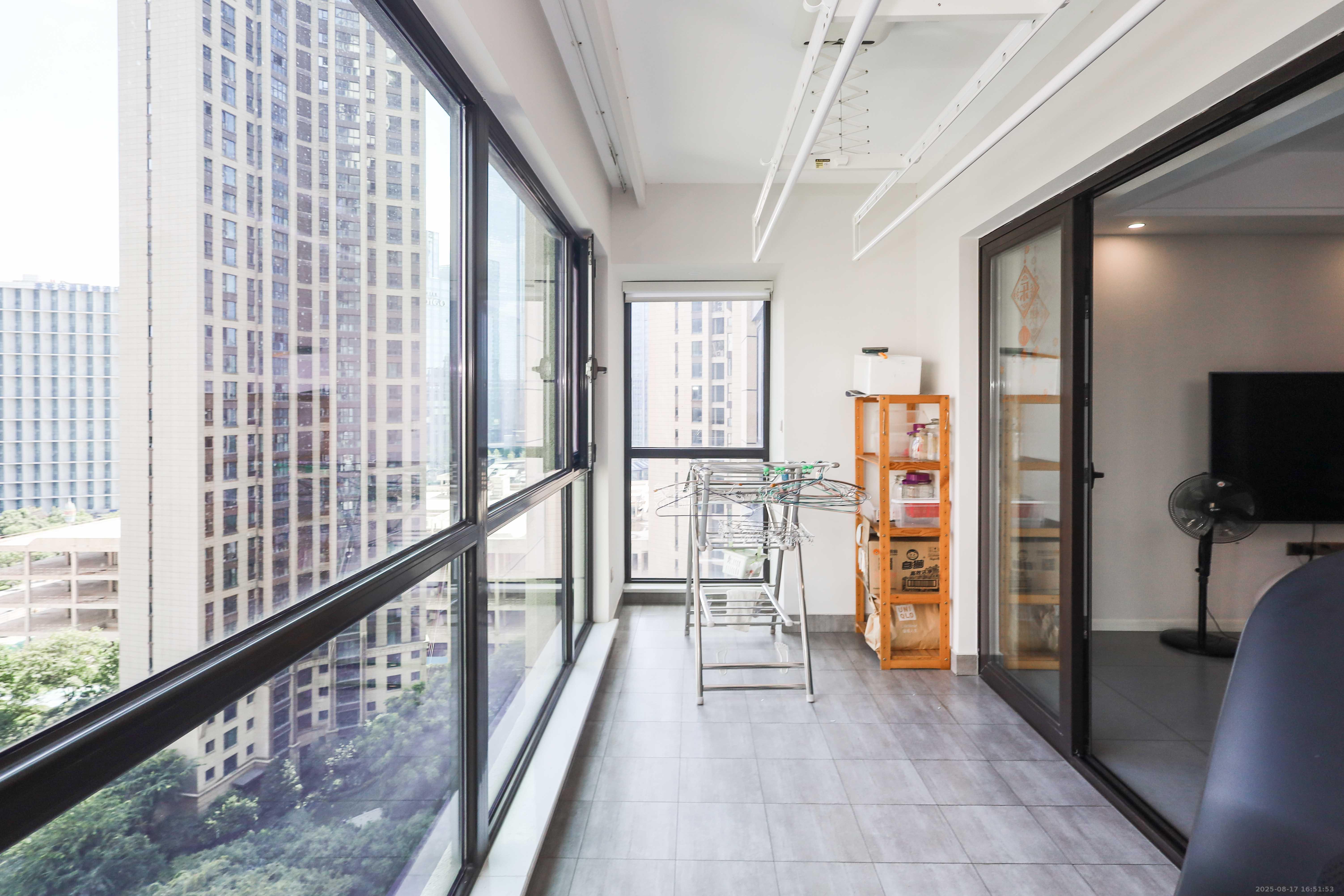 晟通牡丹舸 3室2厅2卫 298.0万 晟通牡丹舸 3室2厅2卫 298.0万阳台