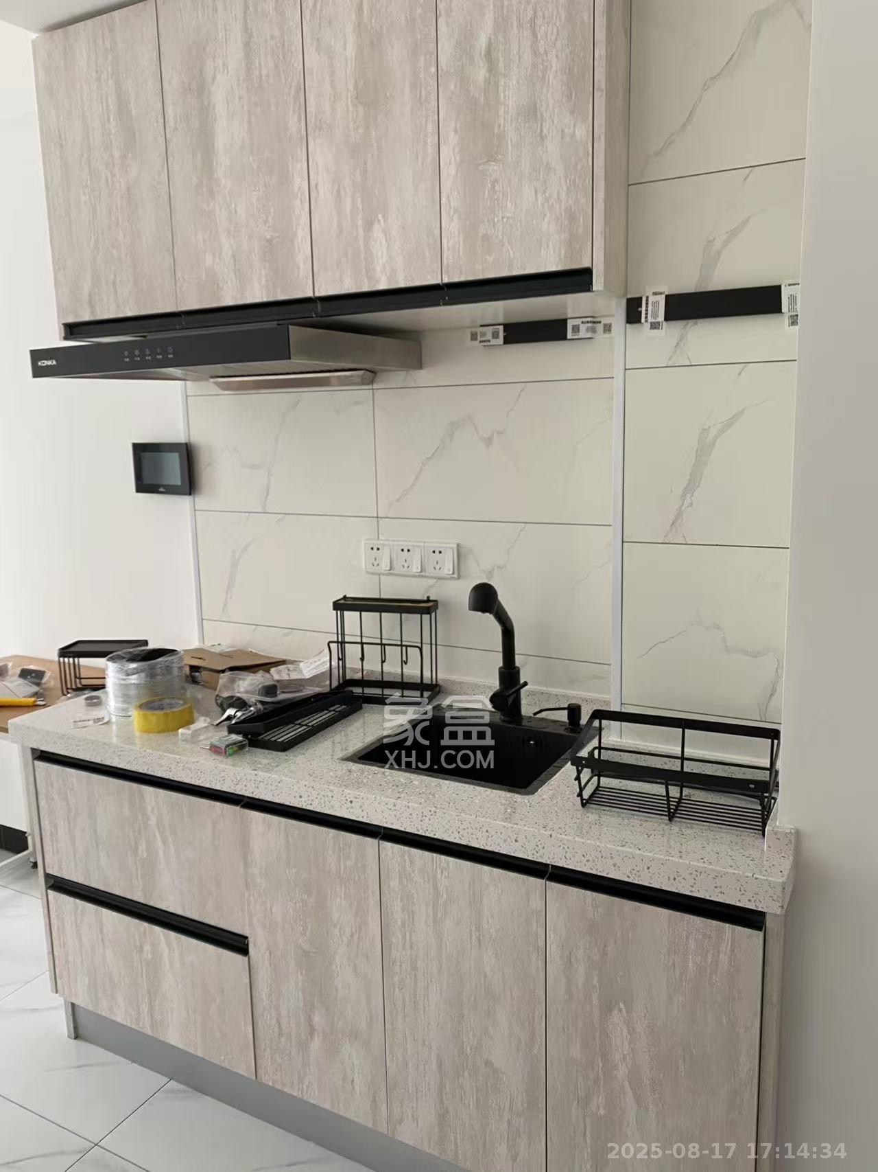 复地星光天地 1室0厅0卫 2400.0元/月 复地星光天地 1室0厅0卫 2400.0元/月室内图