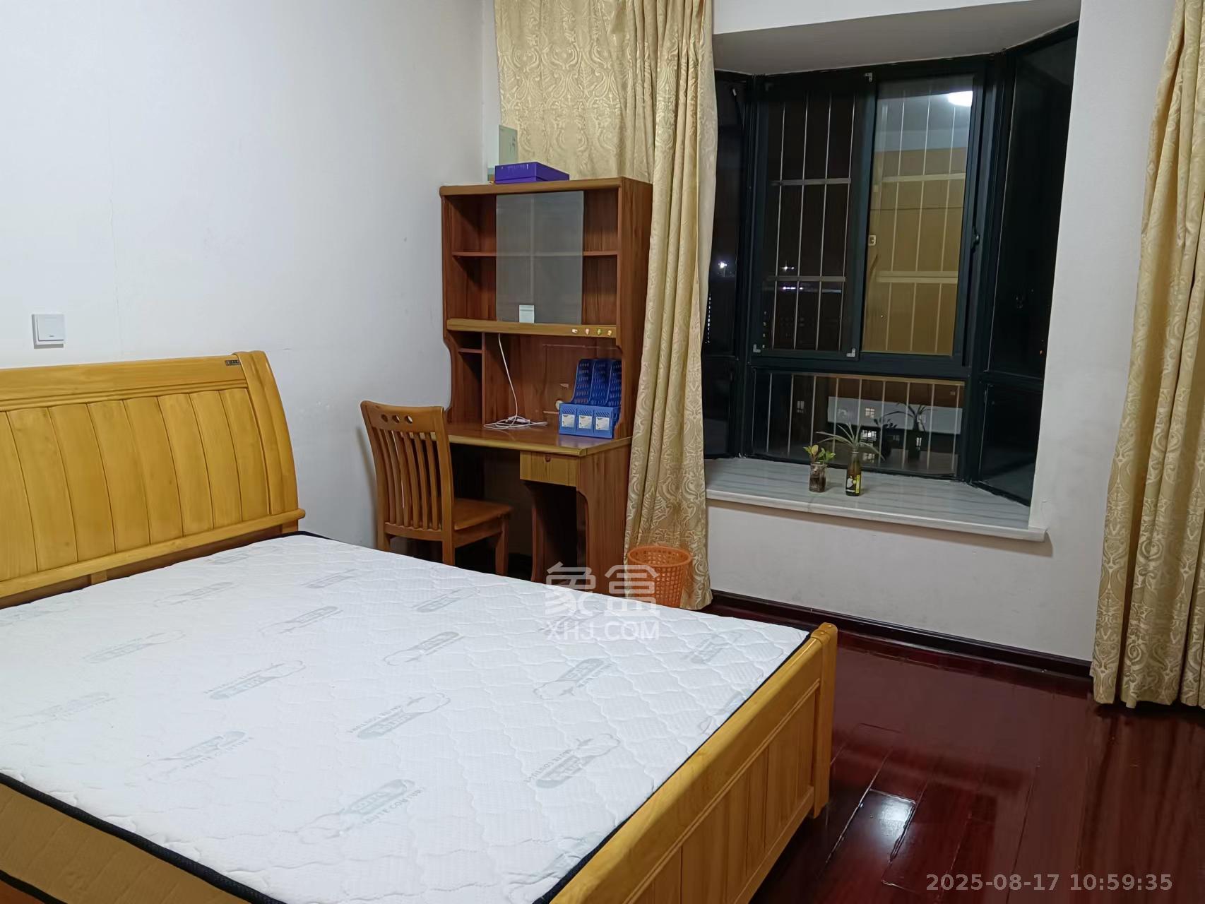 天城湖光山色 2室2厅1卫 1800.0元/月 天城湖光山色 2室2厅1卫 1800.0元/月室内图