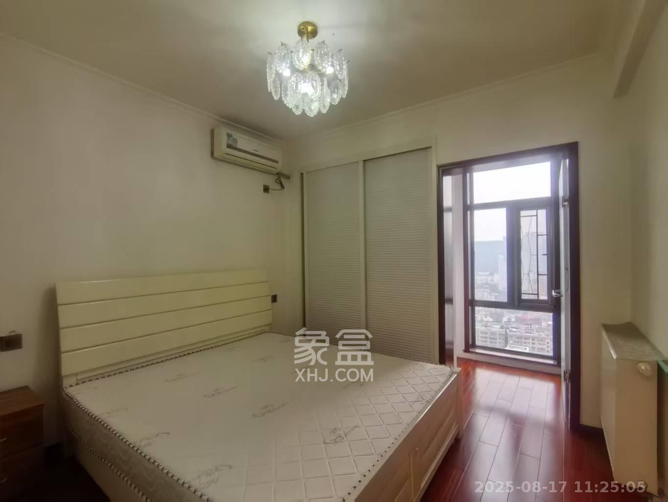 铂宫  2室1厅1卫    3600.0元/月室内图