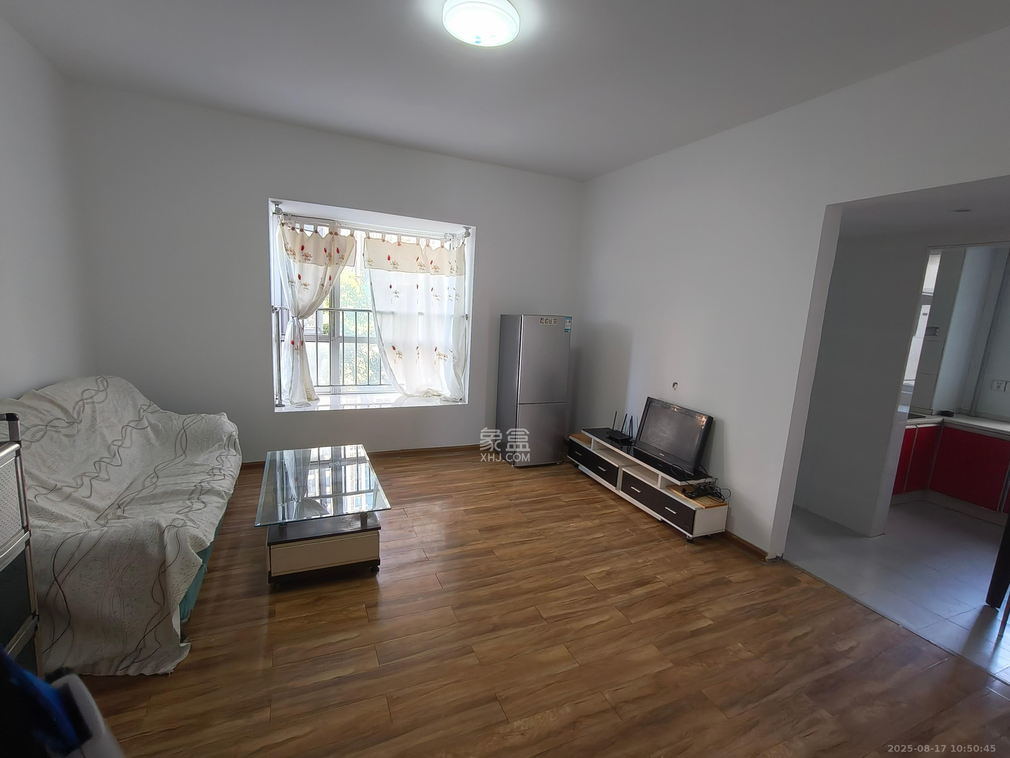 湘瑞嘉园 1室0厅0卫 1600.0元/月 湘瑞嘉园 1室0厅0卫 1600.0元/月室内图