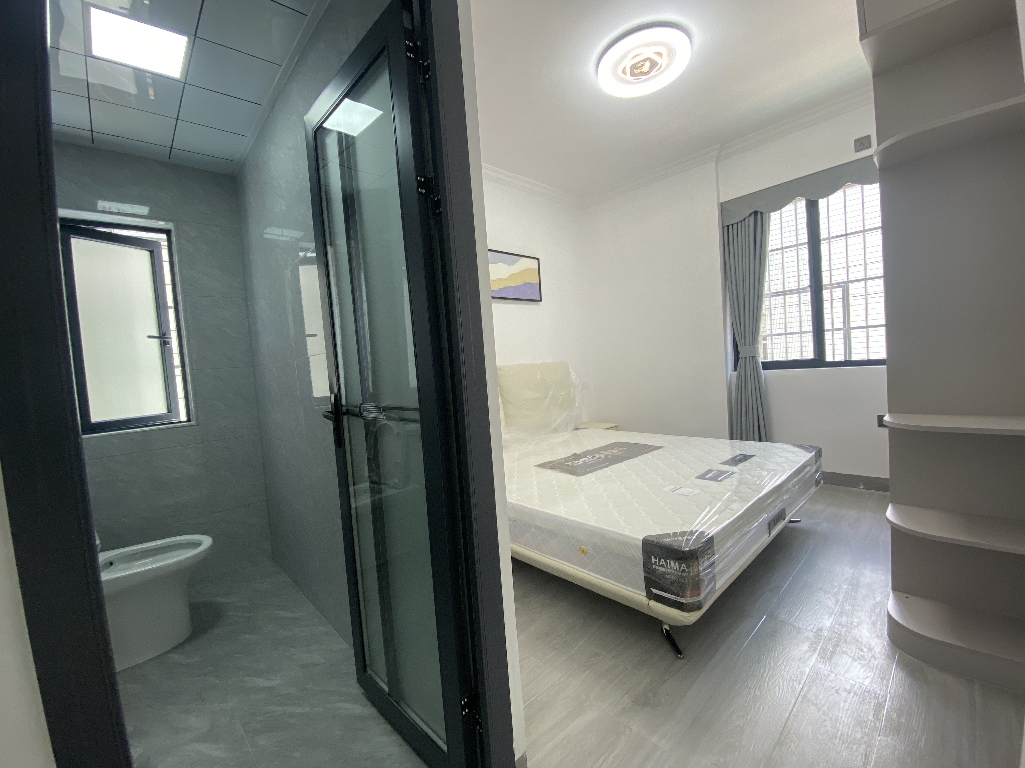 圣云大厦 4室2厅2卫 105.0万 圣云大厦 4室2厅2卫 105.0万室内图