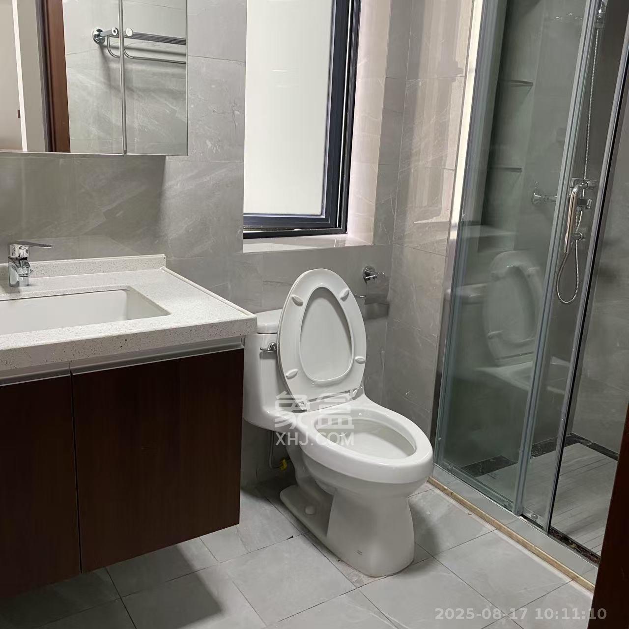 绿地长沙城际空间站（绿地新里佳苑）  3室2厅2卫    3000.0元/月室内图