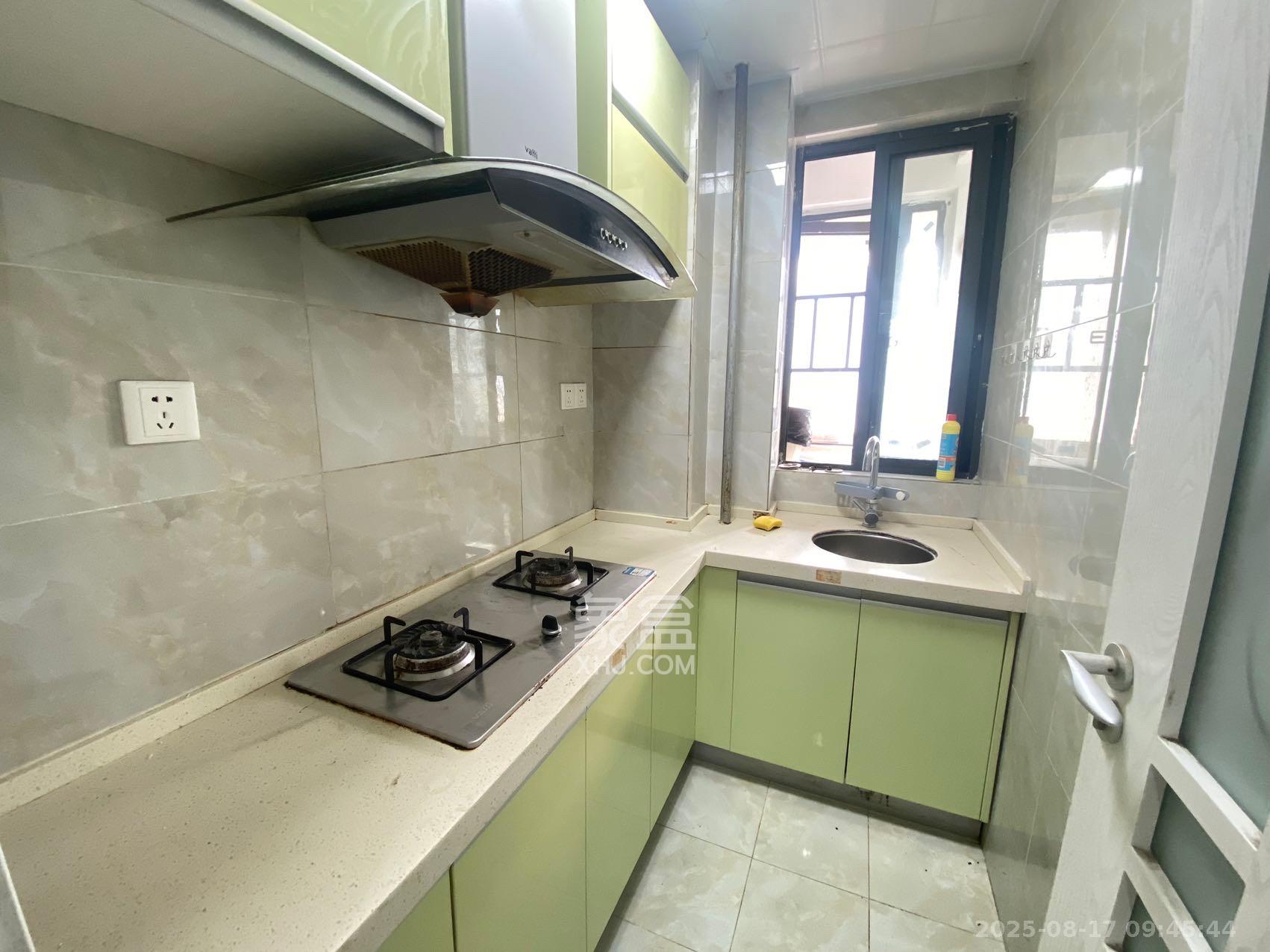 博林云栖  2室2厅1卫    1900.0元/月室内图