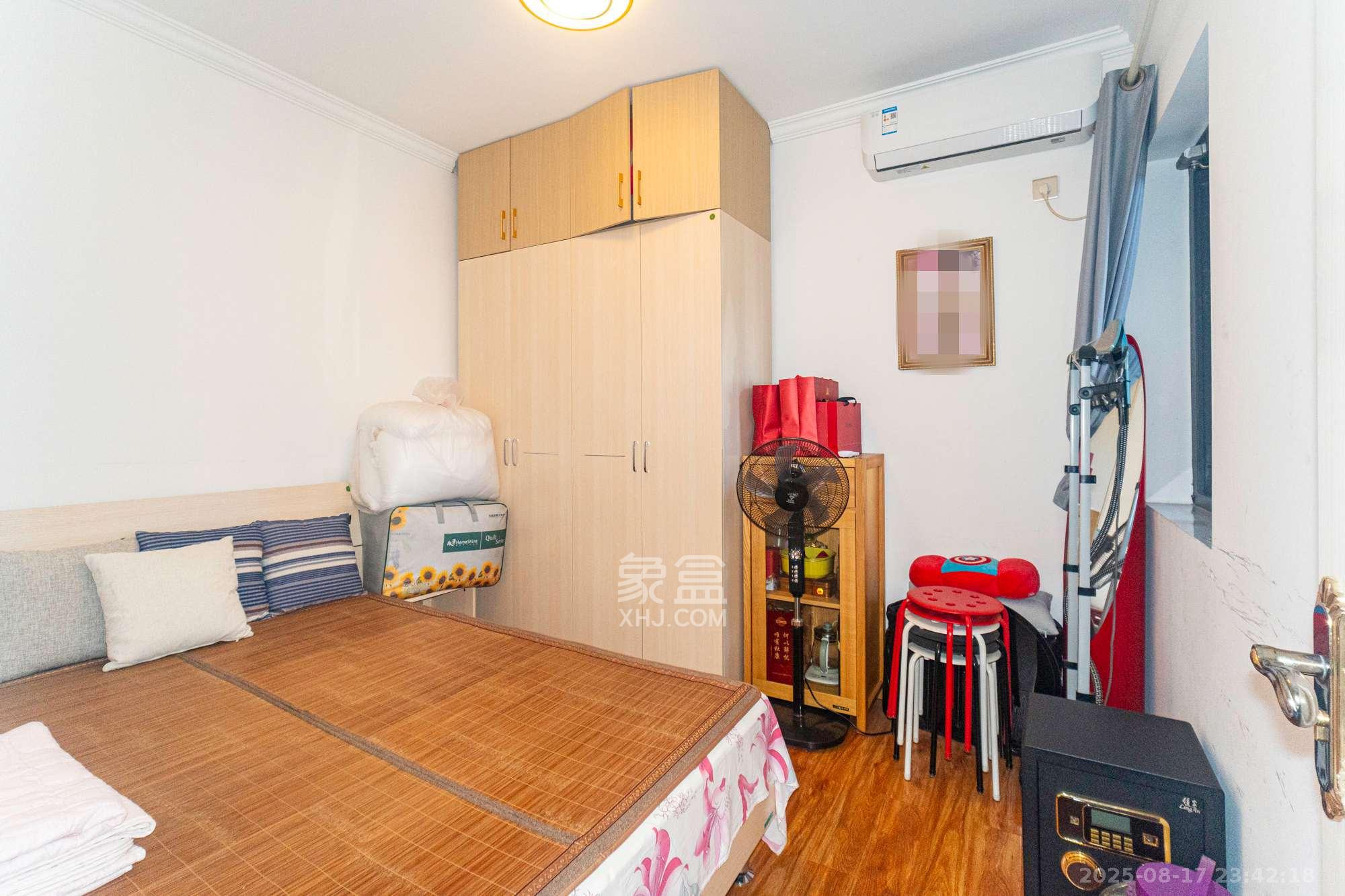 恒基凯旋门三期  2室2厅1卫    45.0万卧室