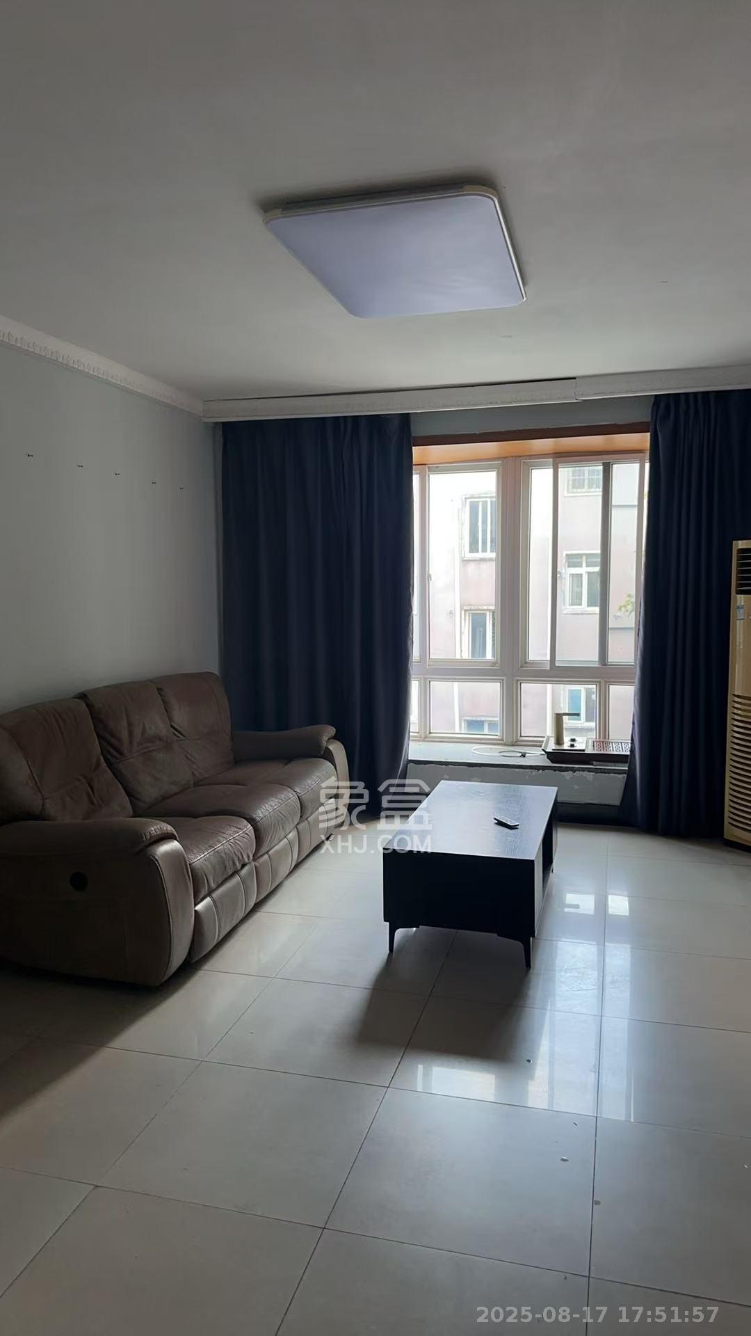 融城花苑 2室2厅1卫 1200.0元/月 融城花苑 2室2厅1卫 1200.0元/月室内图