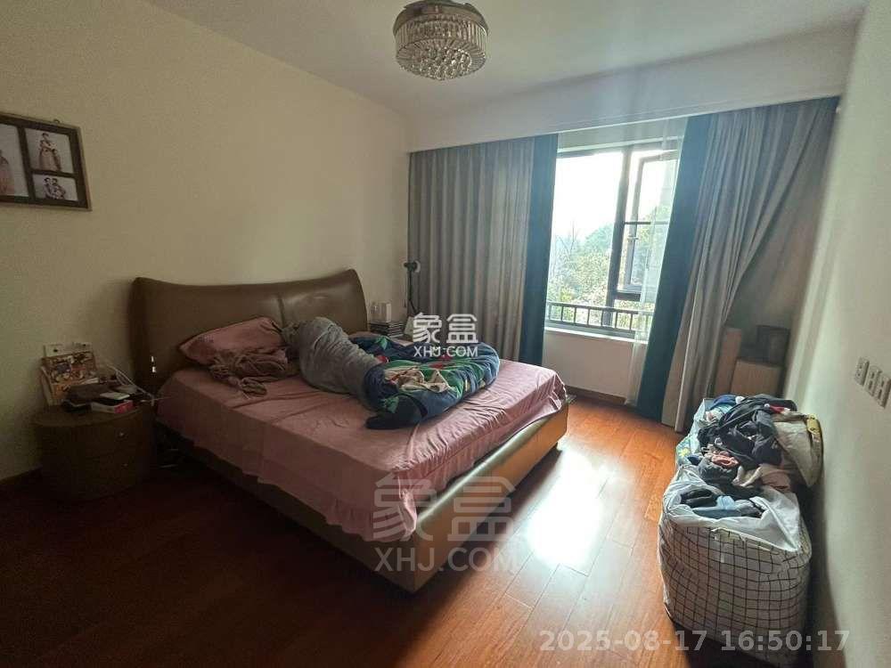 晋合湘水湾四期 4室2厅2卫 3200.0元/月 晋合湘水湾四期 4室2厅2卫 3200.0元/月室内图