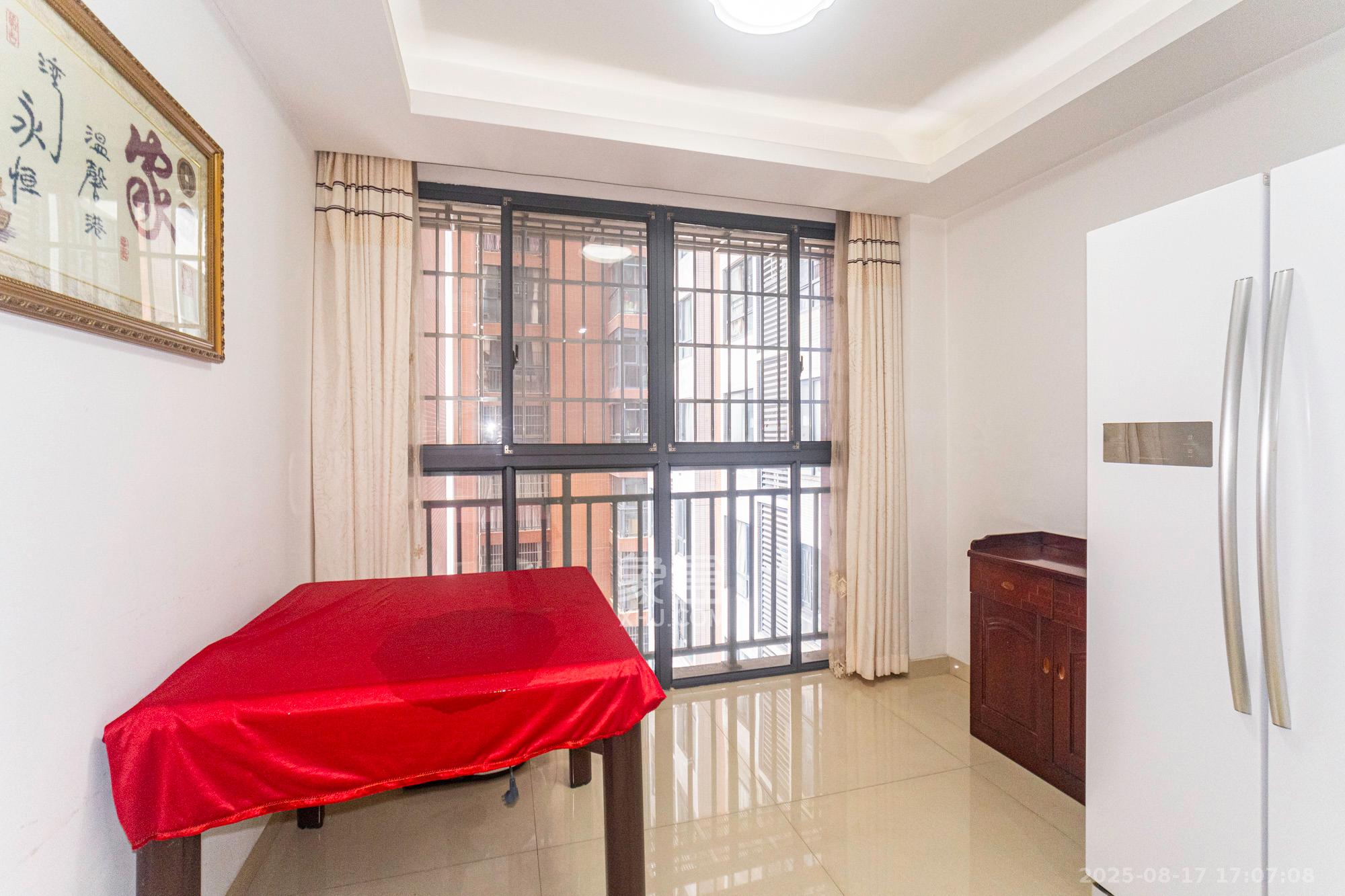 盛地尊域 4室2厅2卫 77.8万 盛地尊域 4室2厅2卫 77.8万其他