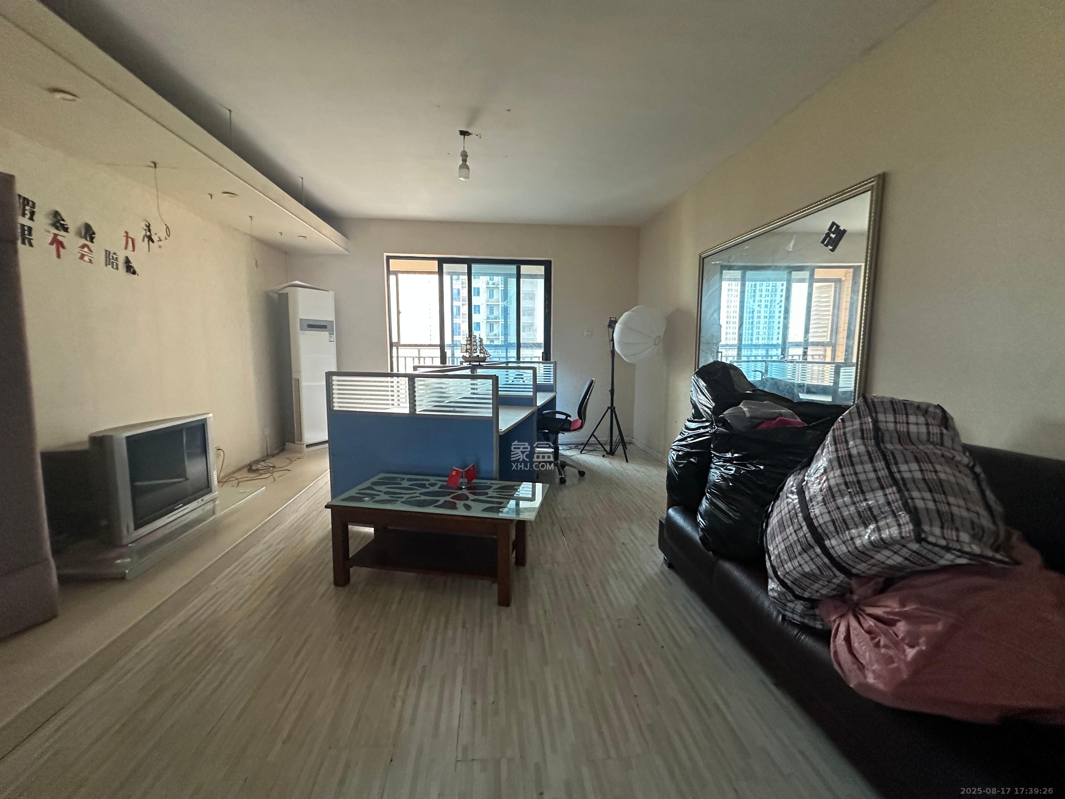 凯通国际城(凯通朝庭) 2室2厅1卫 2600.0元/月 凯通国际城(凯通朝庭) 2室2厅1卫 2600.0元/月室内图